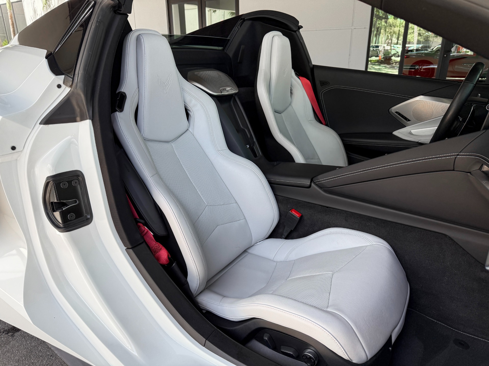 Used-2023-Chevrolet-Corvette-Stingray