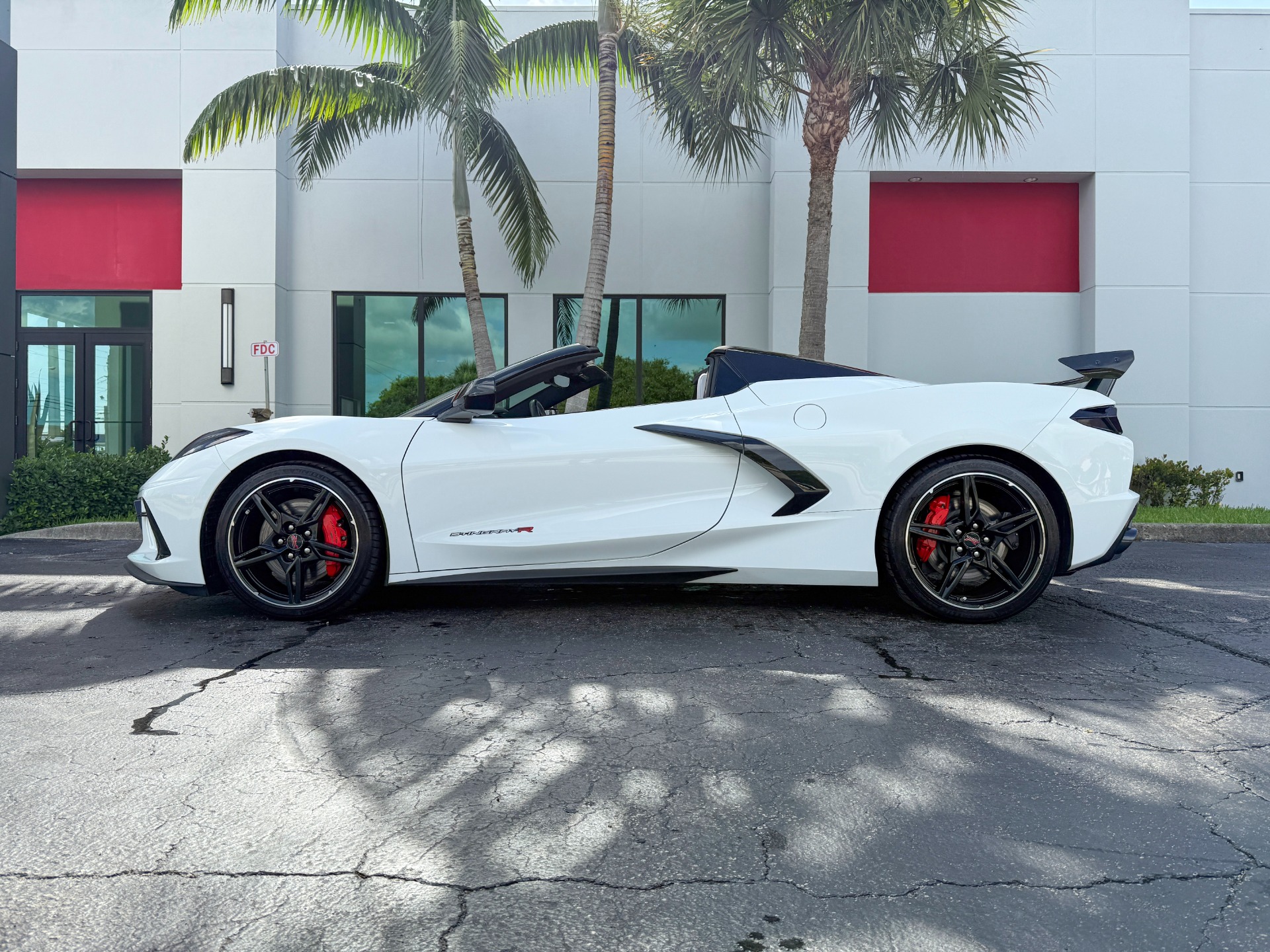 Used-2023-Chevrolet-Corvette-Stingray