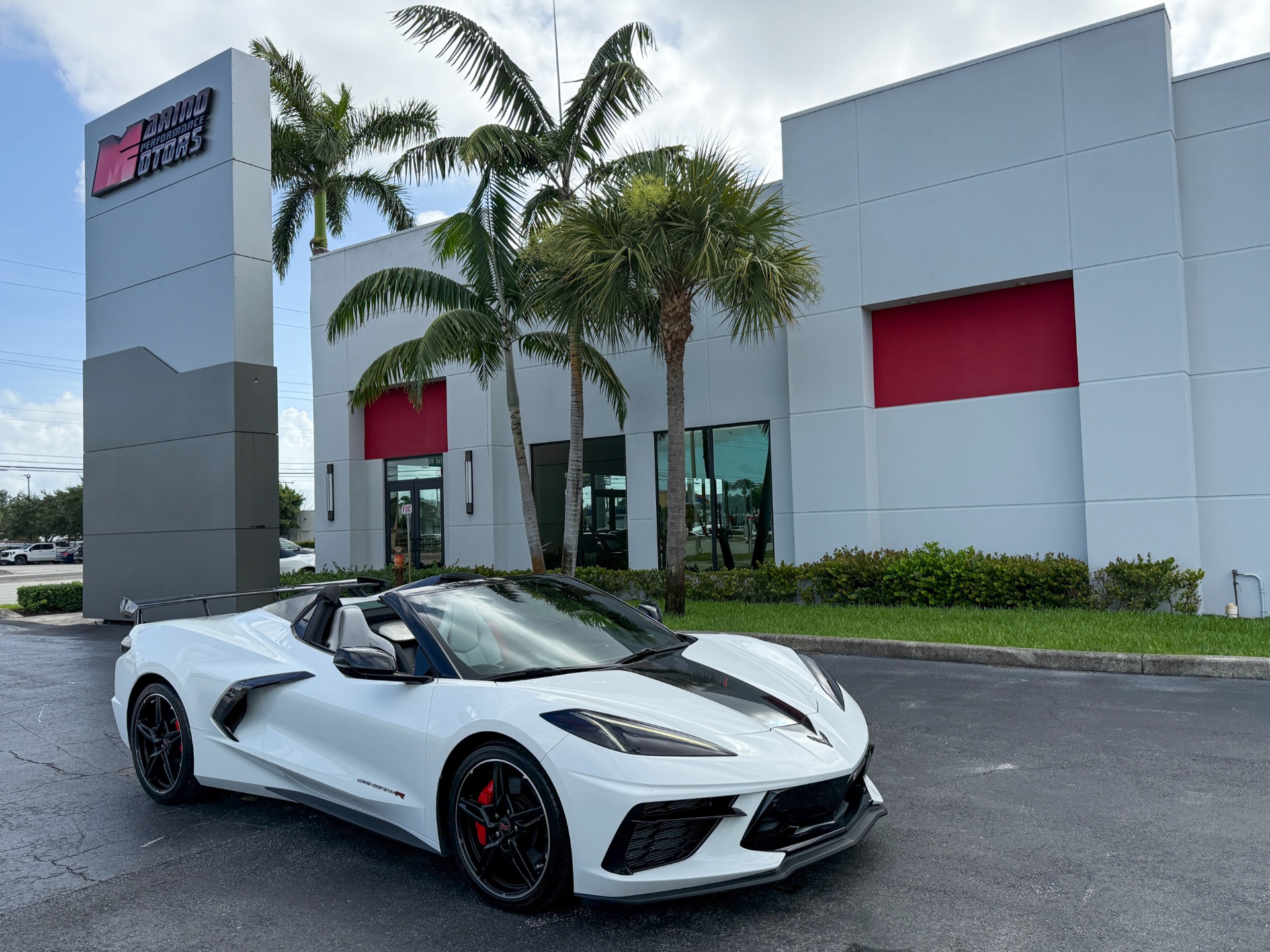 Used-2023-Chevrolet-Corvette-Stingray