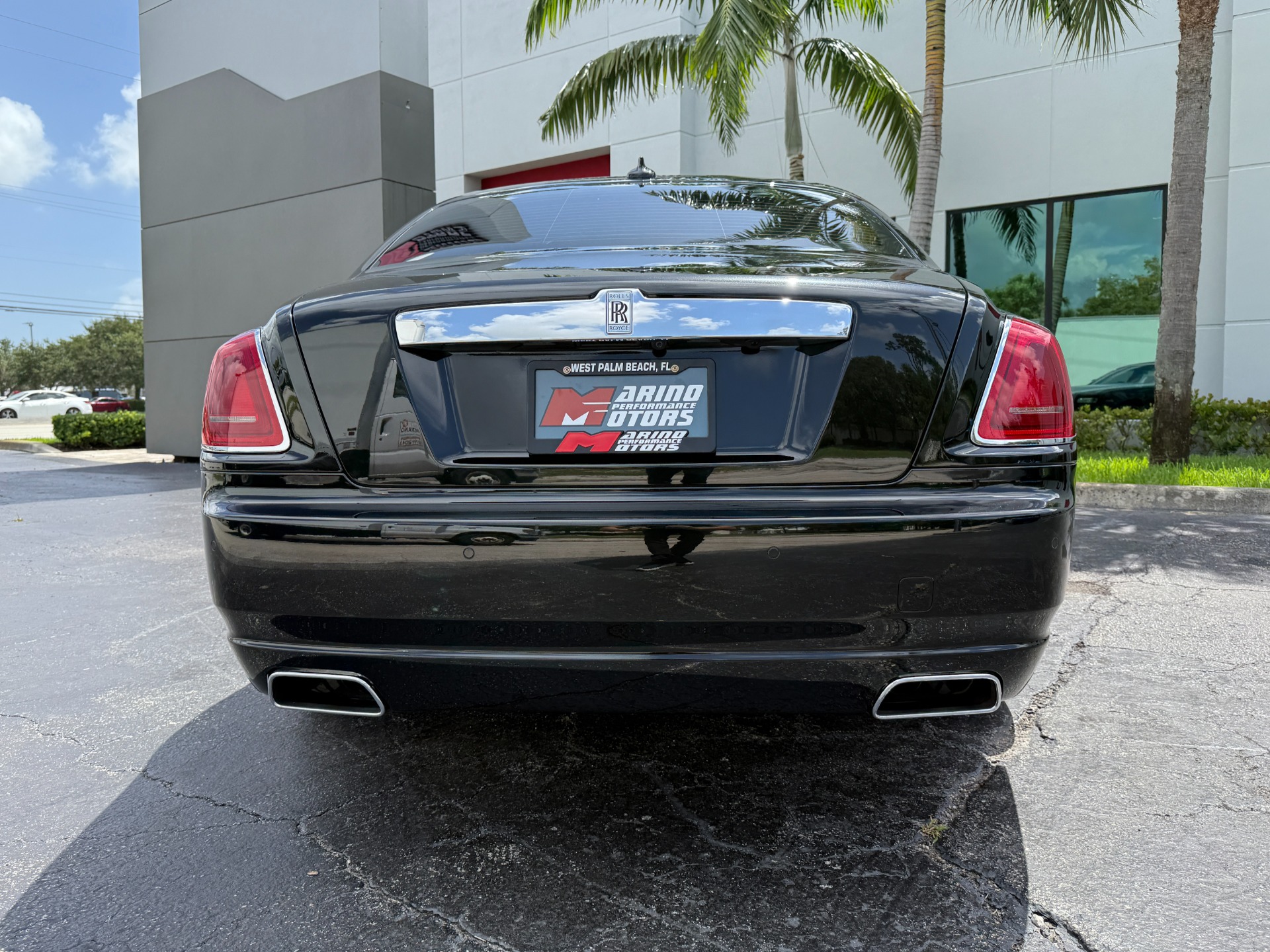 Used-2013-Rolls-Royce-Ghost
