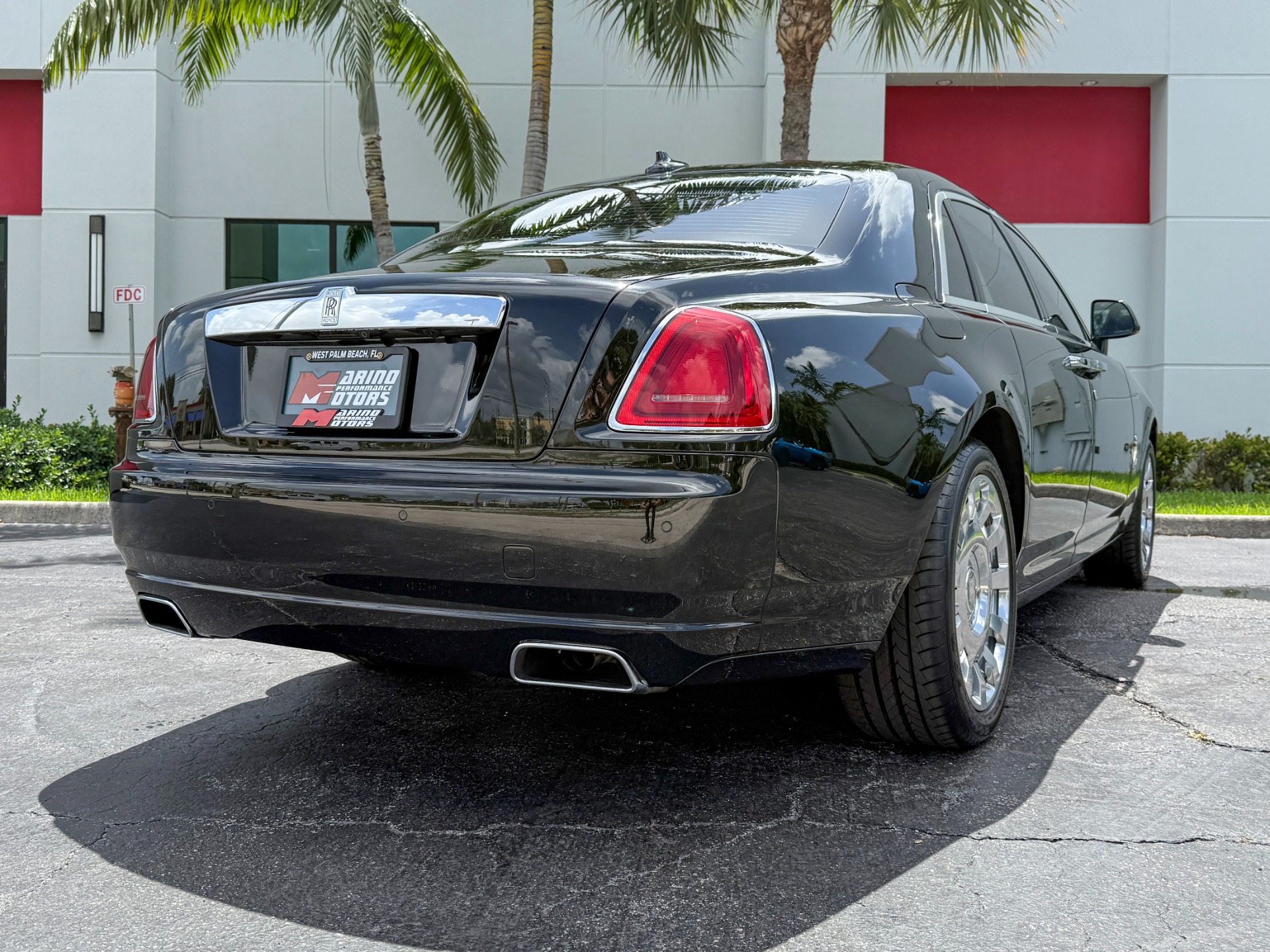 Used-2013-Rolls-Royce-Ghost