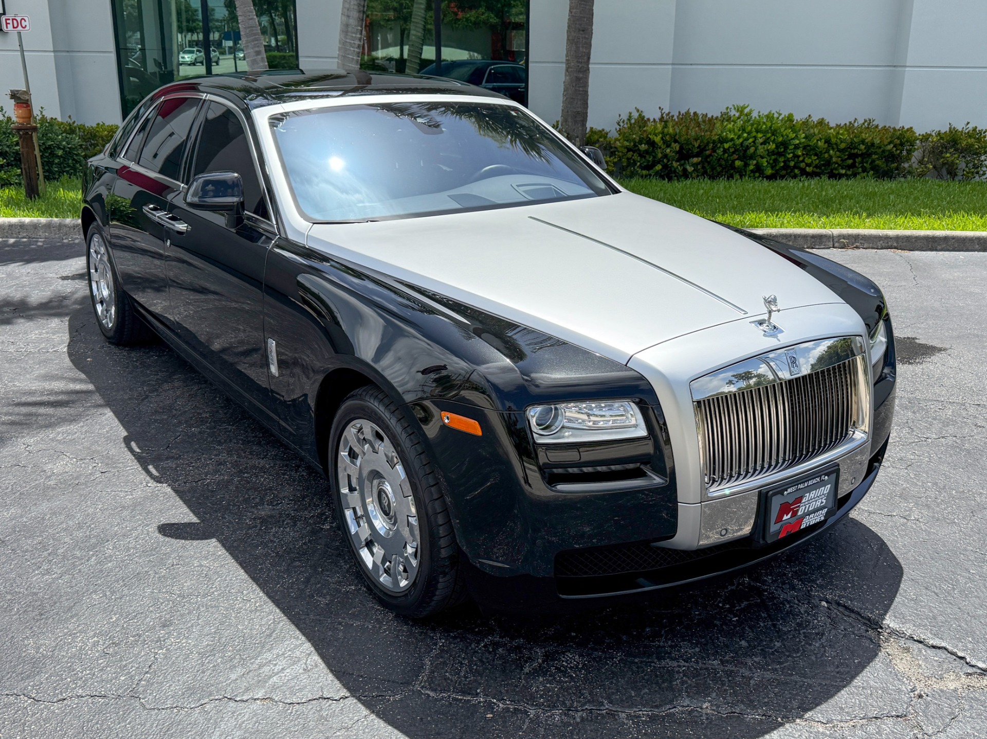 Used-2013-Rolls-Royce-Ghost