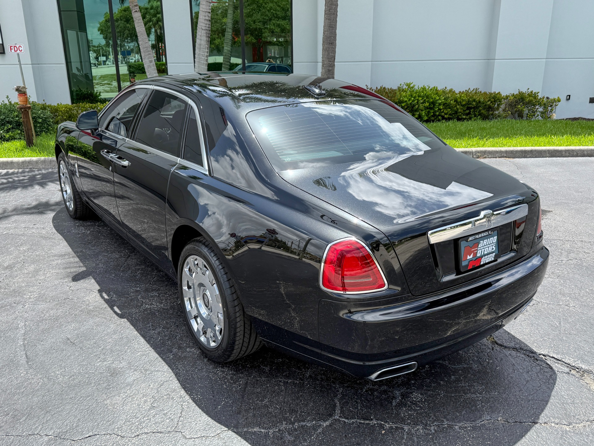 Used-2013-Rolls-Royce-Ghost
