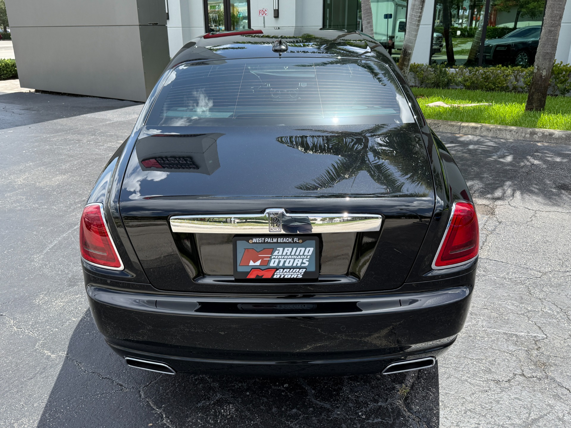 Used-2013-Rolls-Royce-Ghost