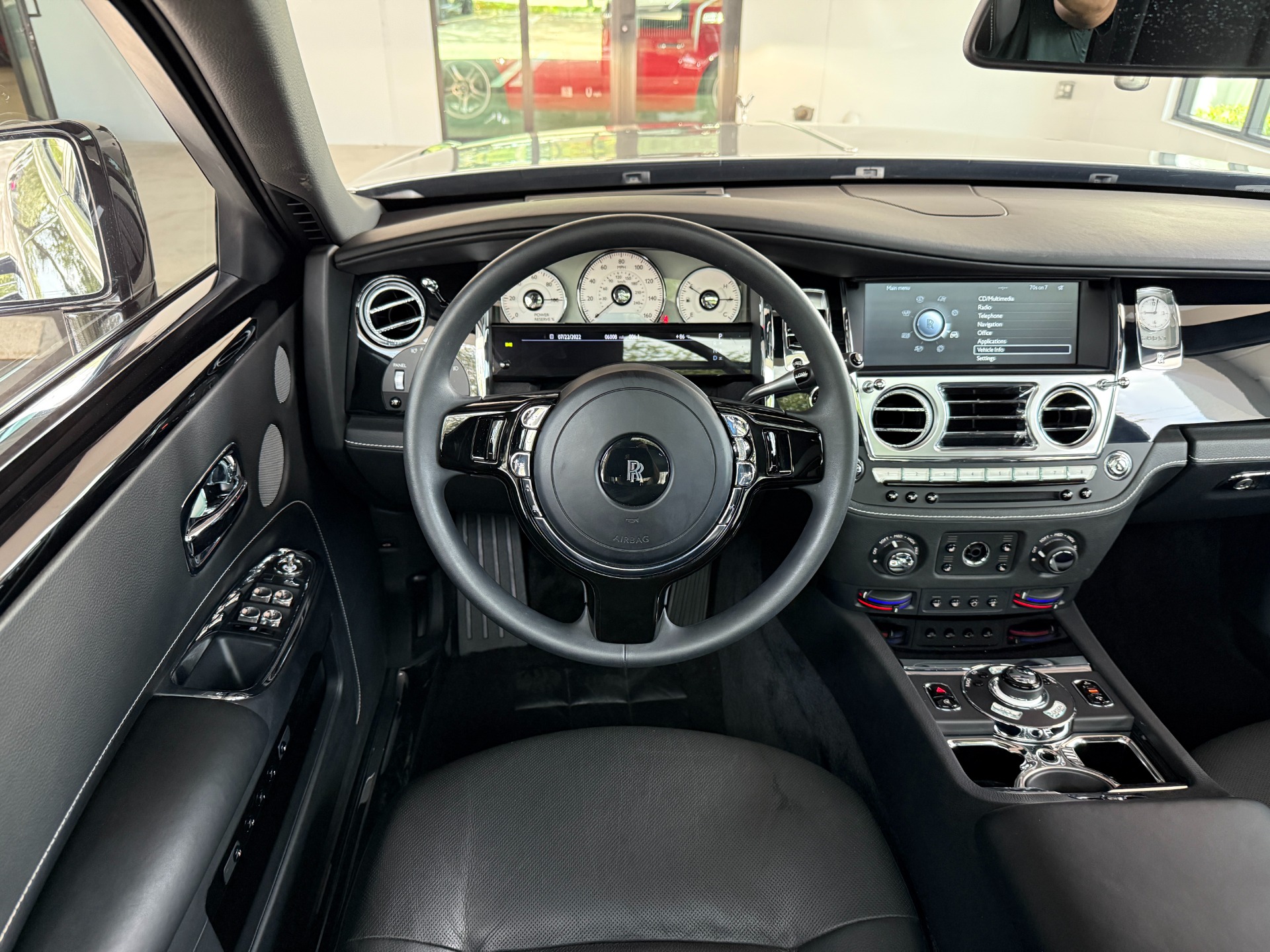 Used-2013-Rolls-Royce-Ghost