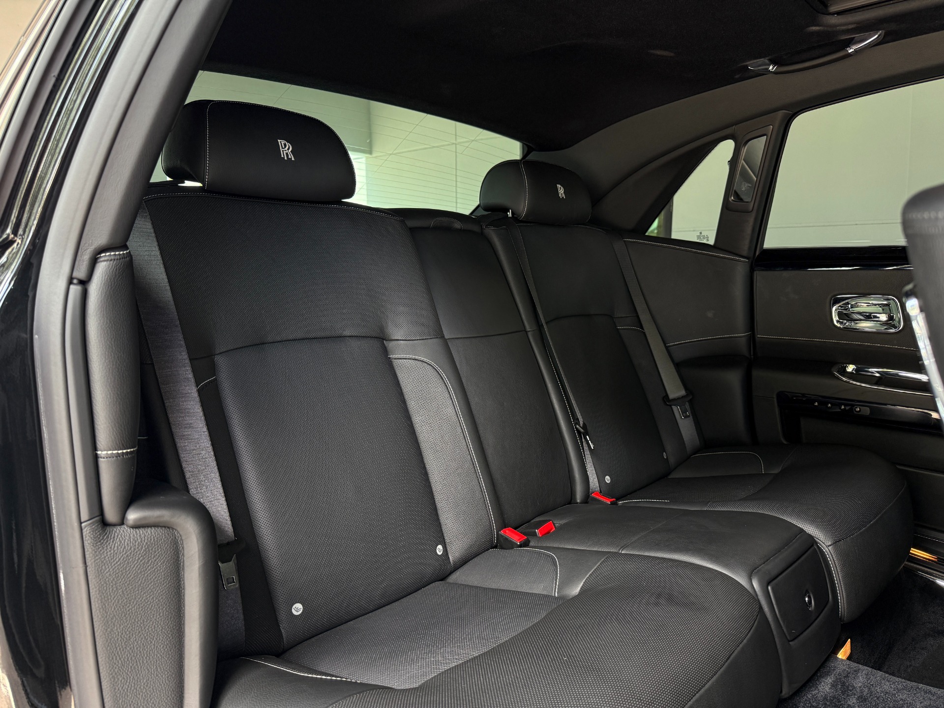 Used-2013-Rolls-Royce-Ghost