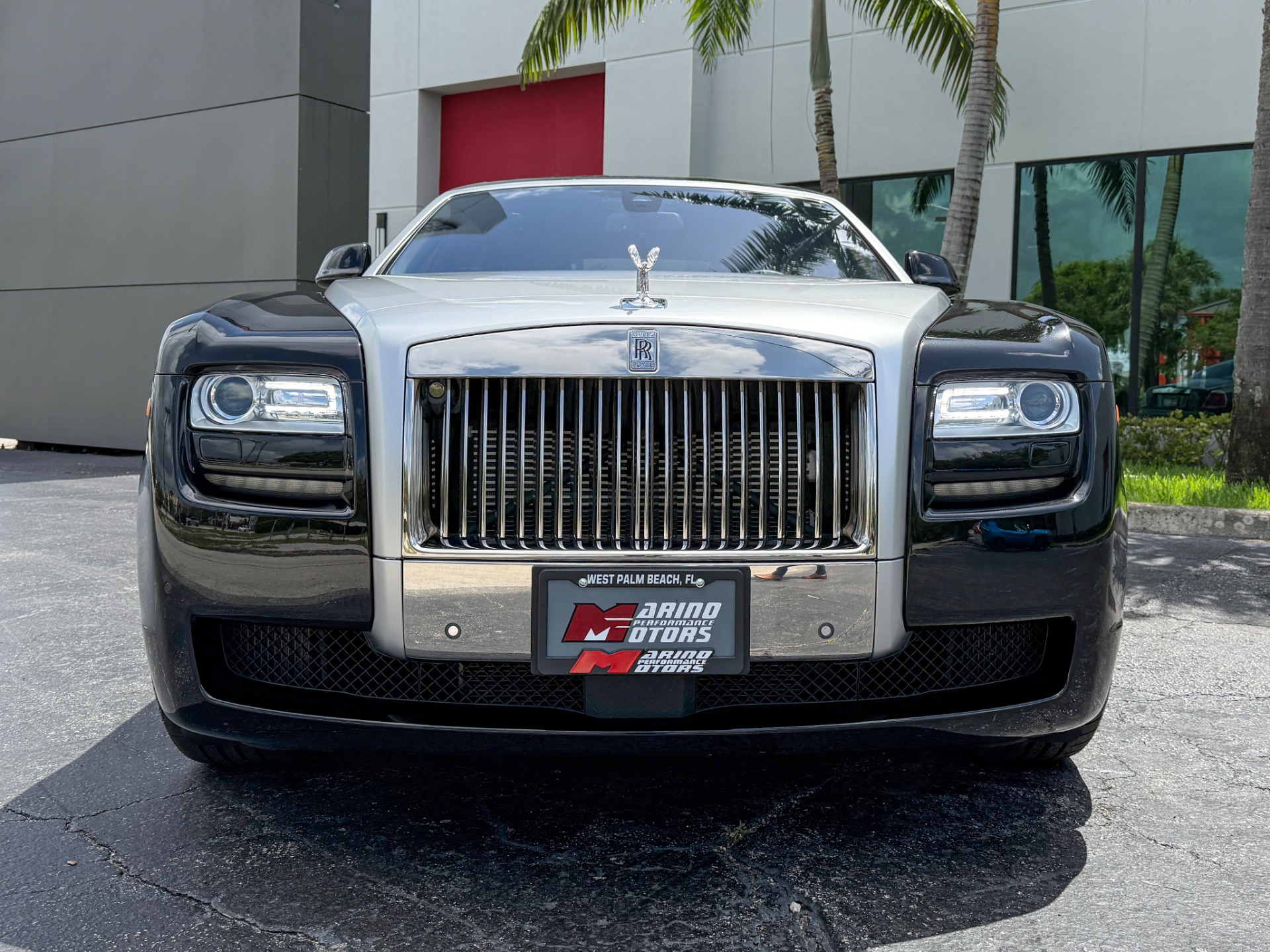 Used-2013-Rolls-Royce-Ghost