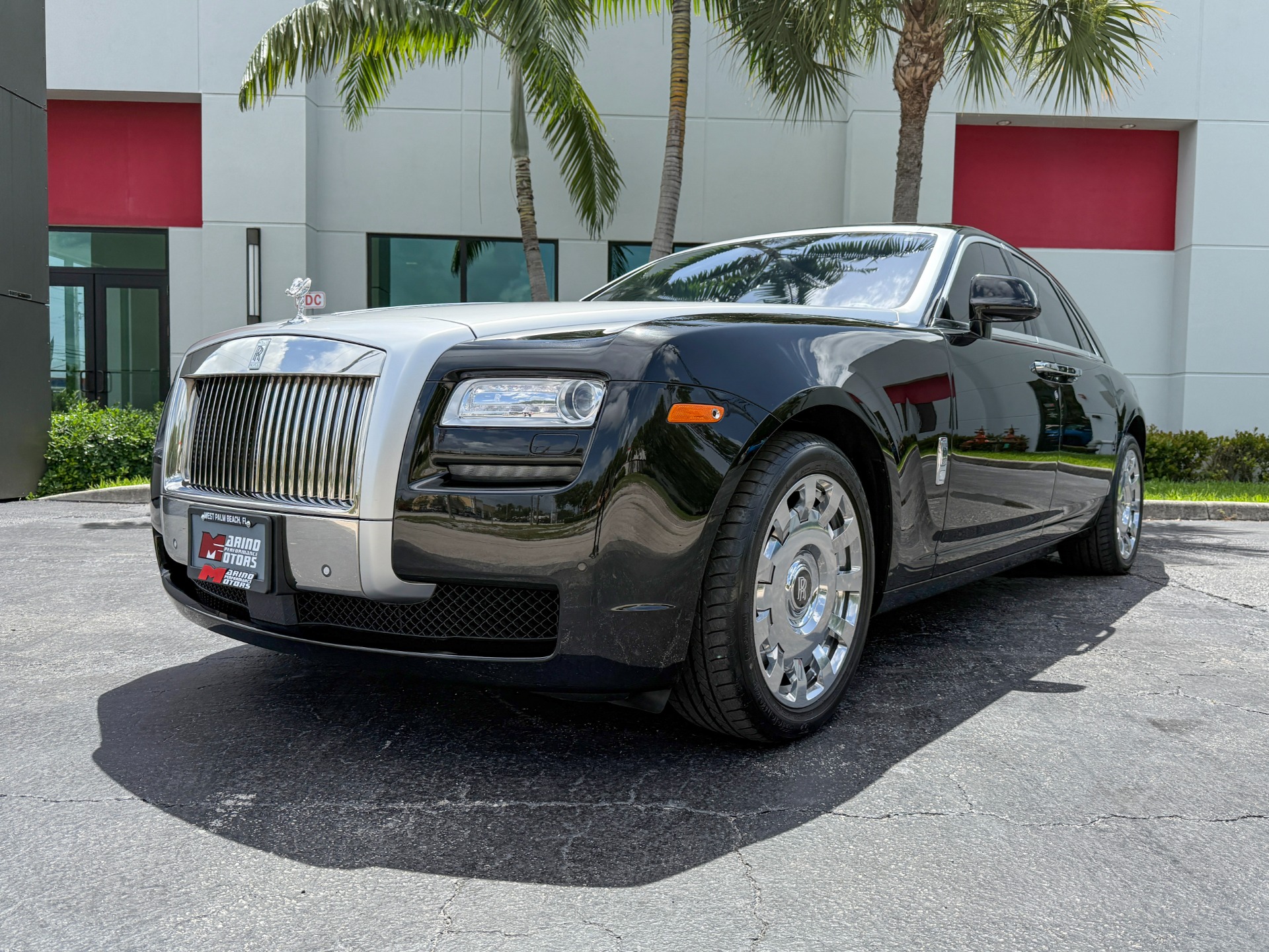 Used-2013-Rolls-Royce-Ghost