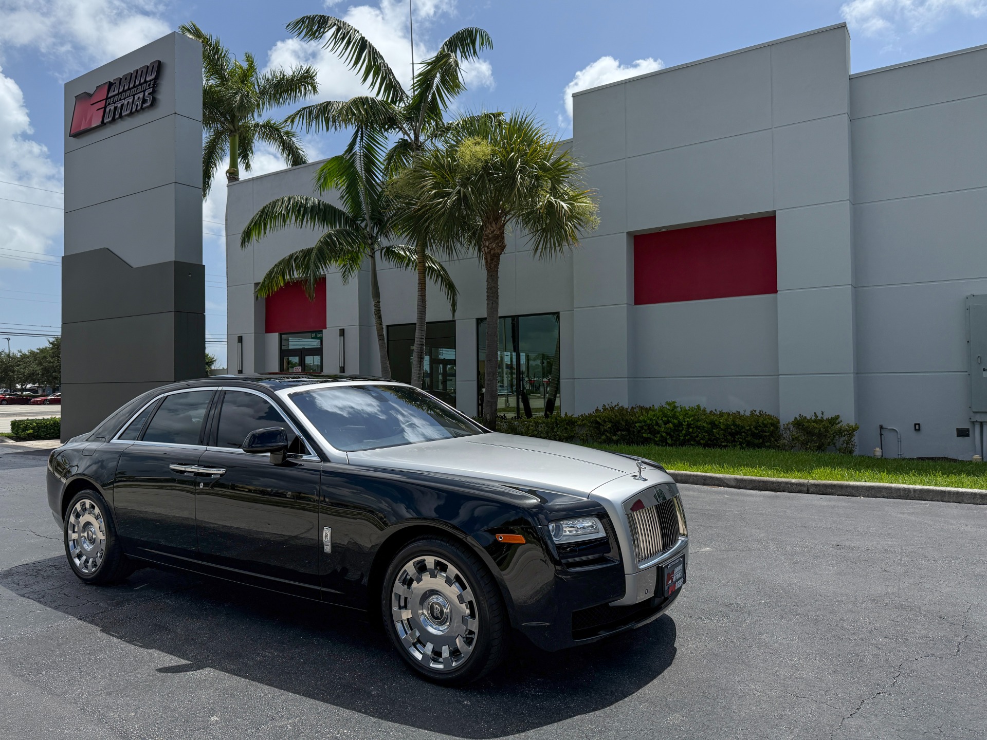 Used-2013-Rolls-Royce-Ghost