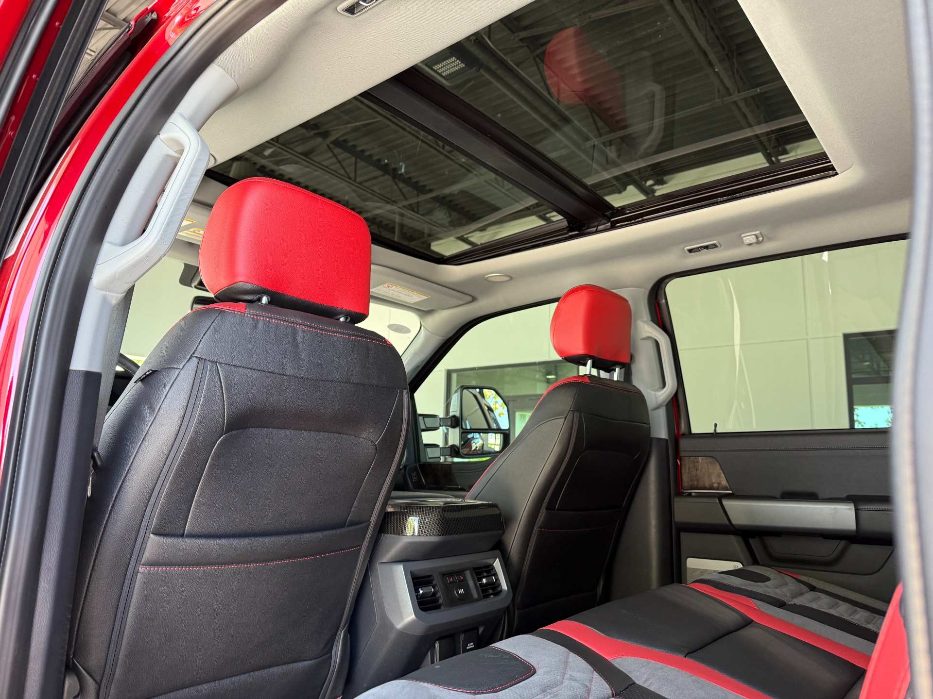 Used-2024-Ford-F-250-Shelby-Super-Baja-Lariat
