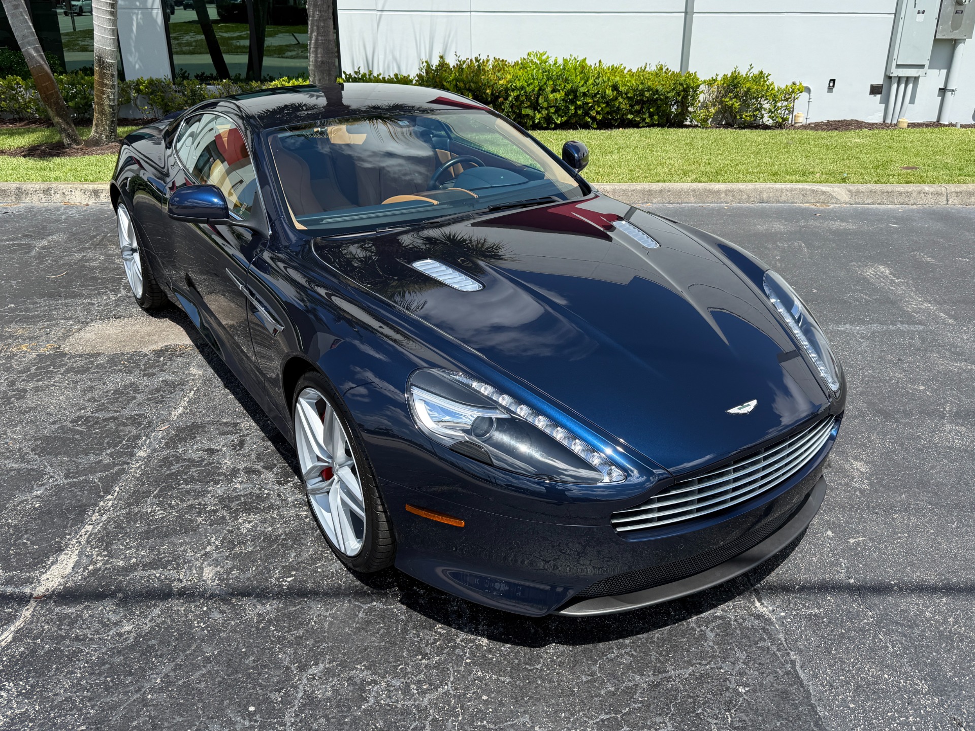 Used-2013-Aston-Martin-DB9