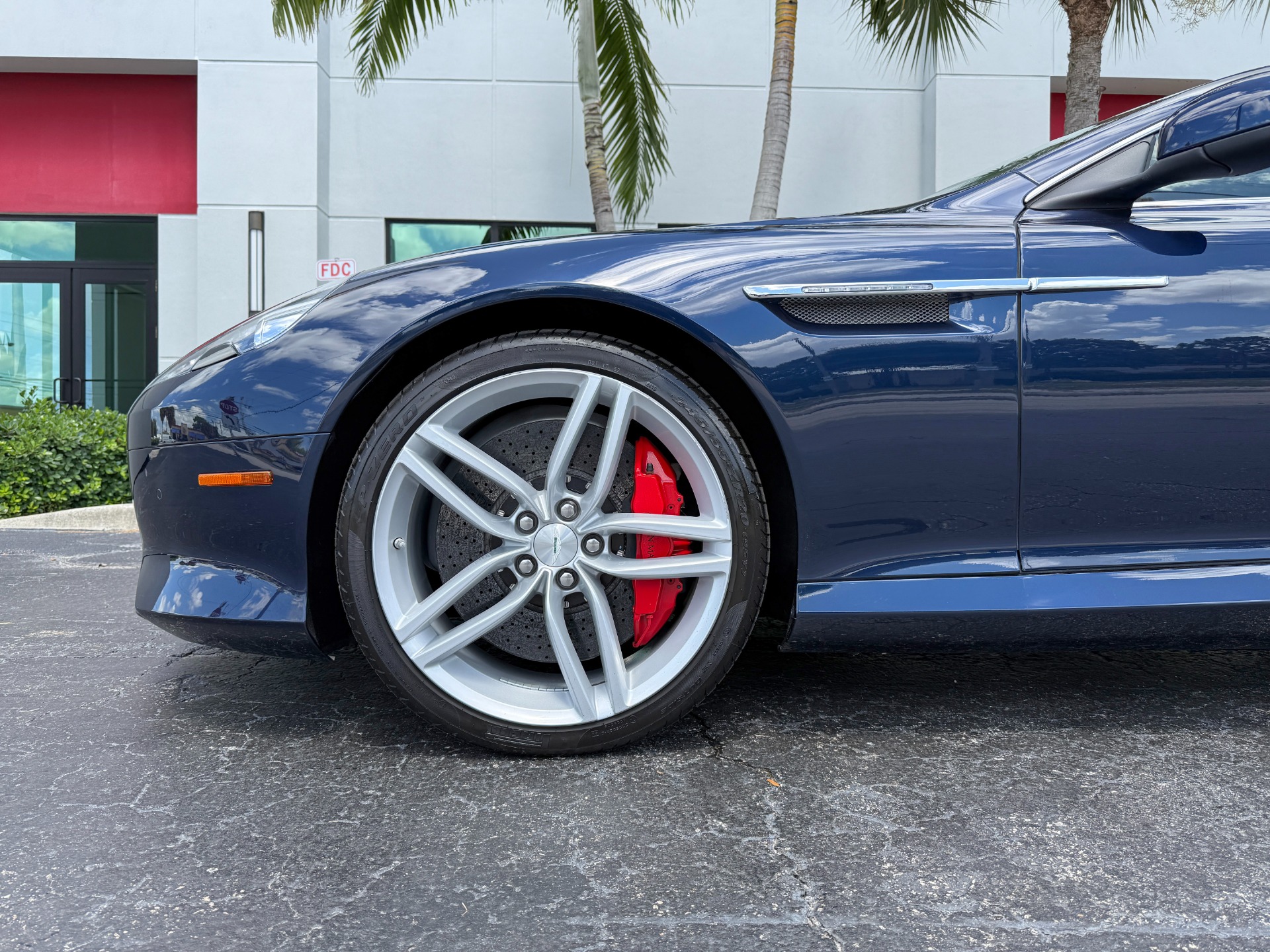 Used-2013-Aston-Martin-DB9