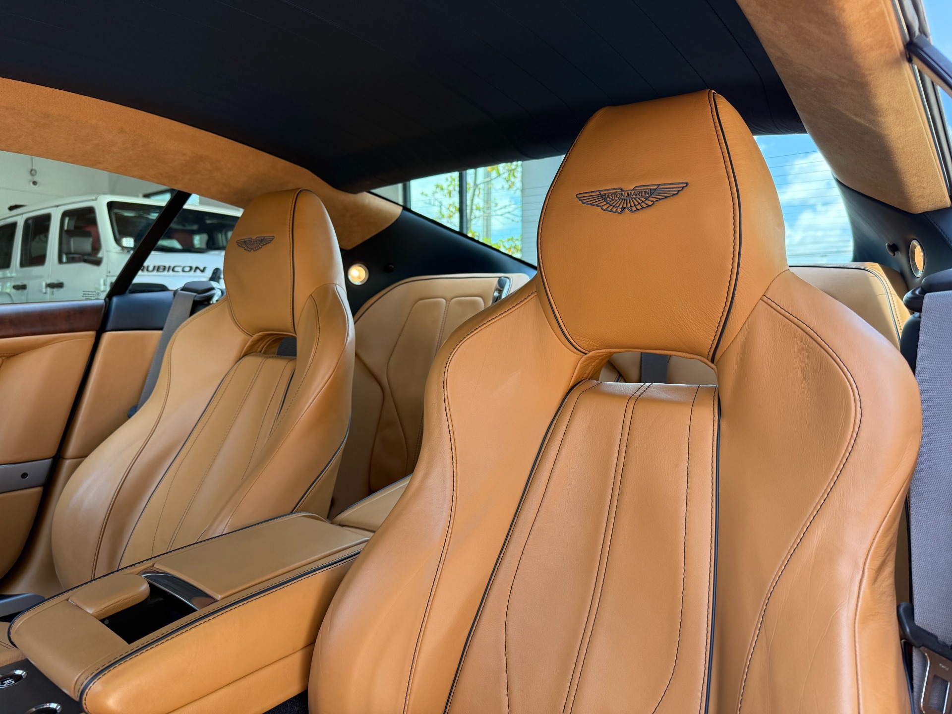 Used-2013-Aston-Martin-DB9