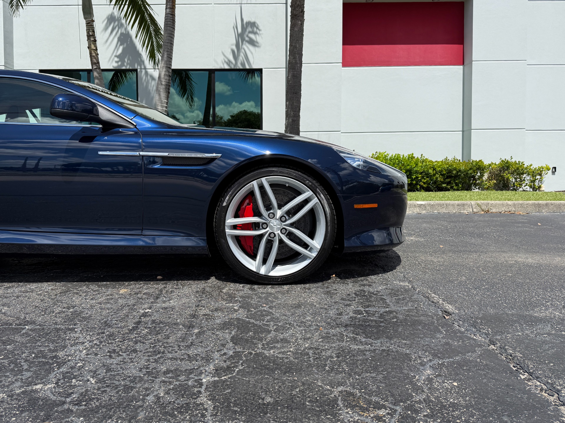 Used-2013-Aston-Martin-DB9