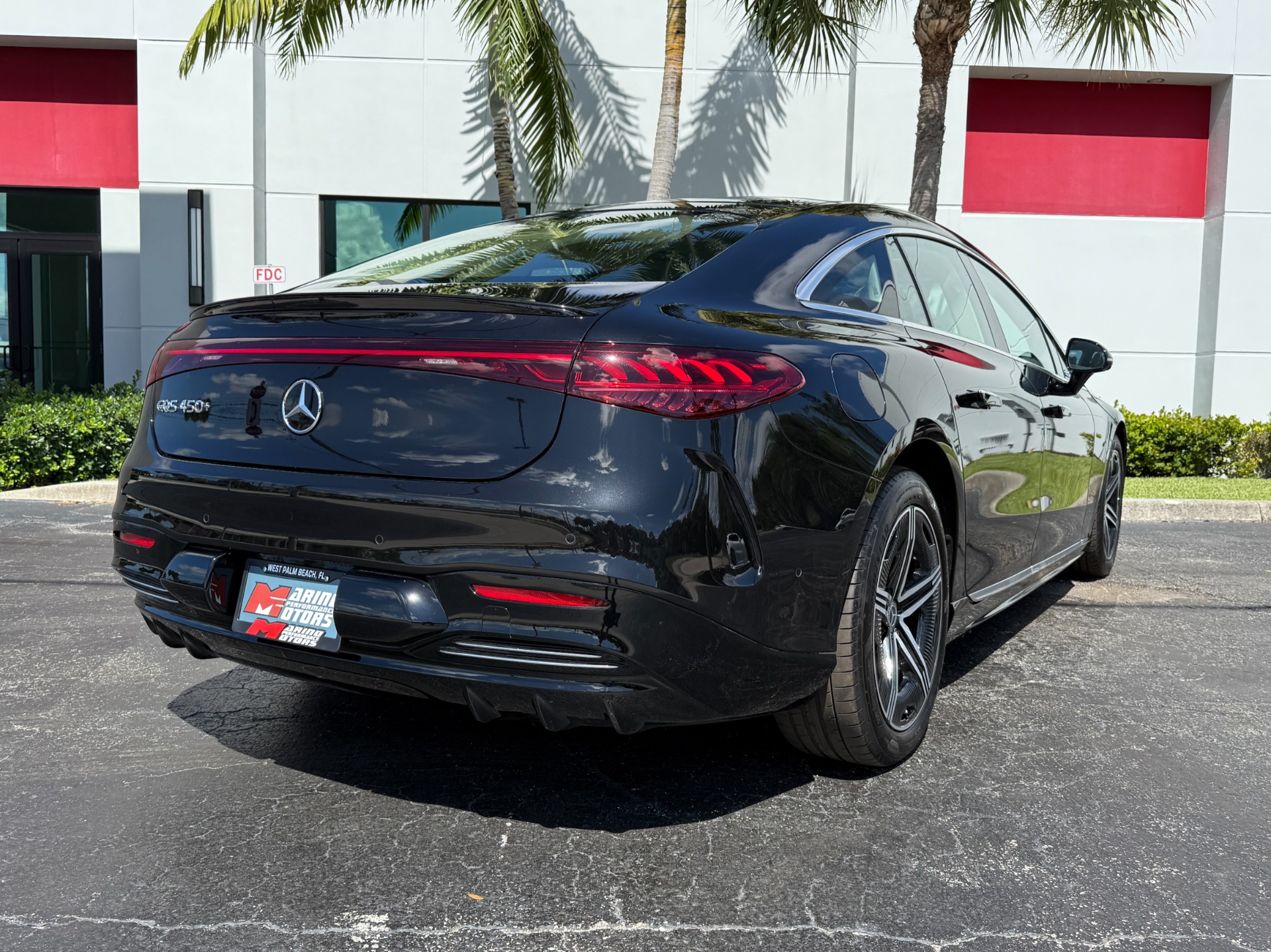 Used-2024-Mercedes-Benz-EQS-EQS-450+