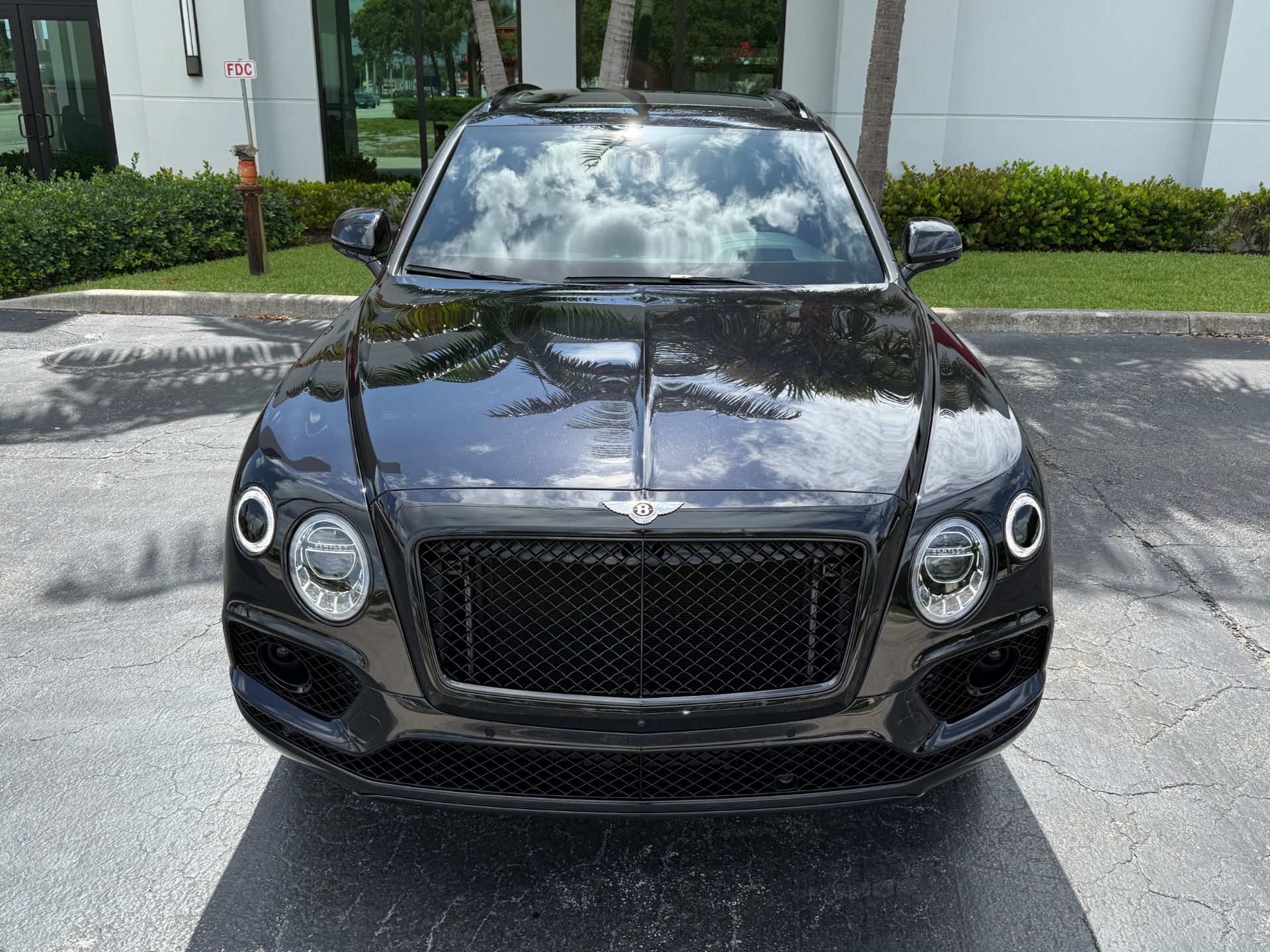 Used-2020-Bentley-Bentayga-Design-Edition