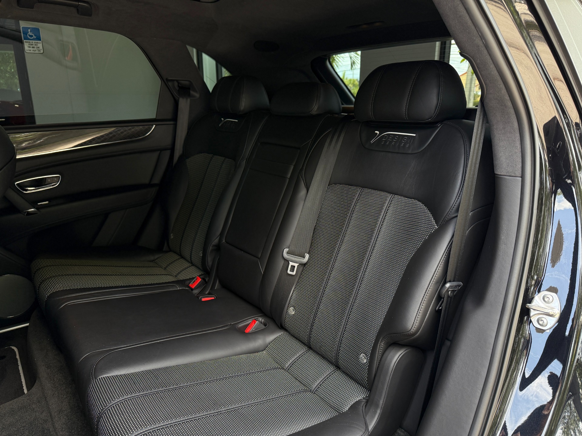 Used-2020-Bentley-Bentayga-Design-Edition