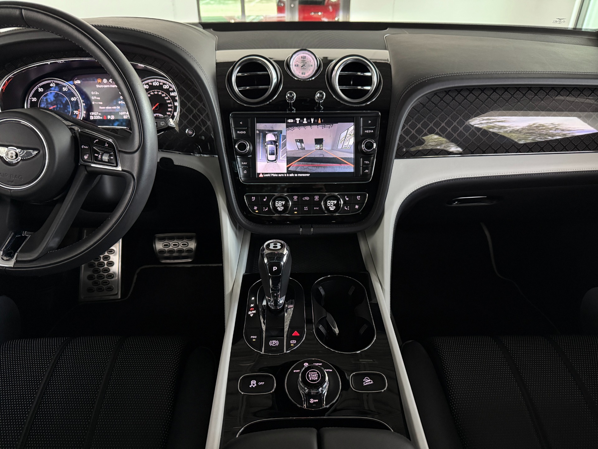 Used-2020-Bentley-Bentayga-Design-Edition