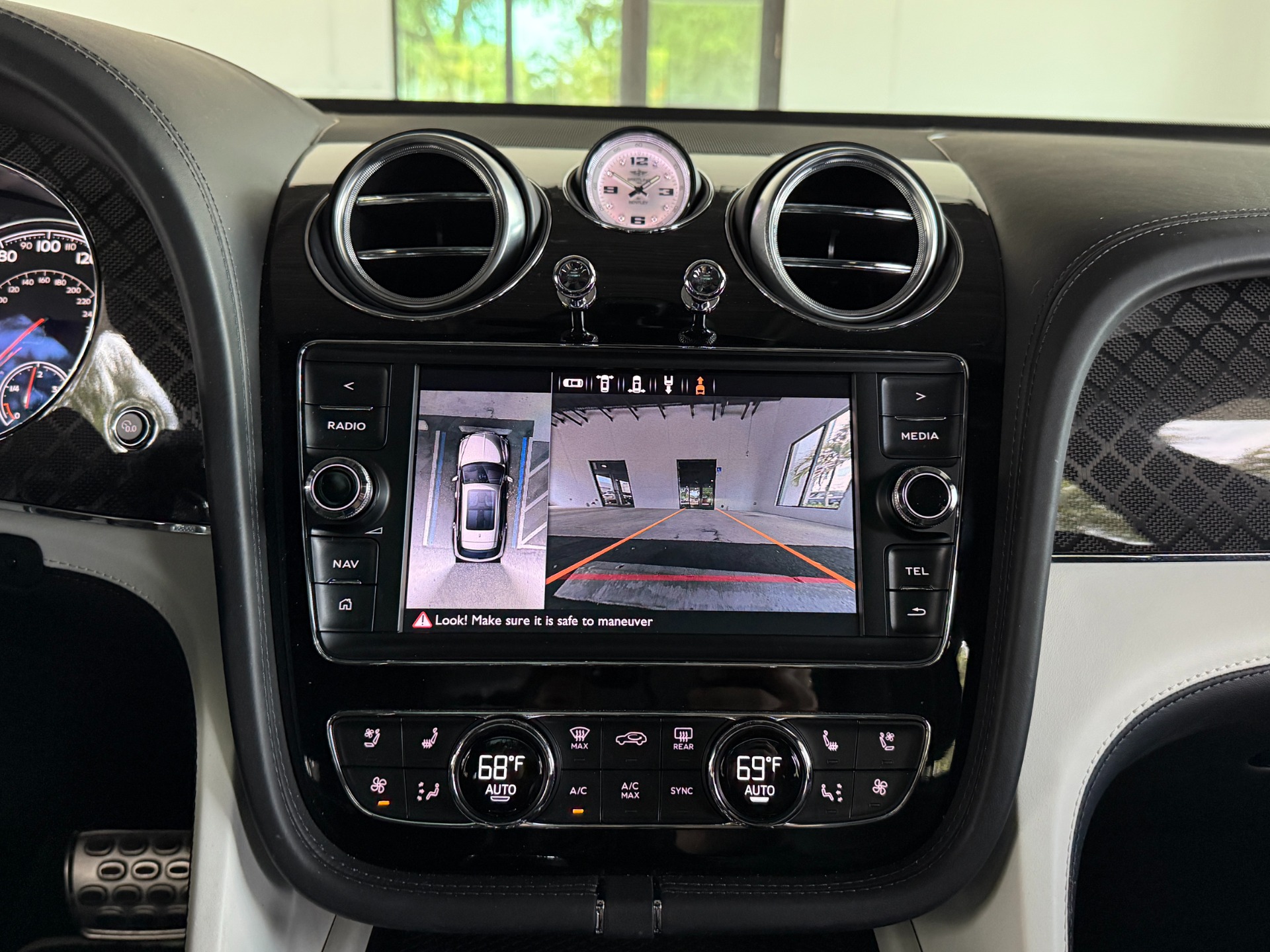 Used-2020-Bentley-Bentayga-Design-Edition