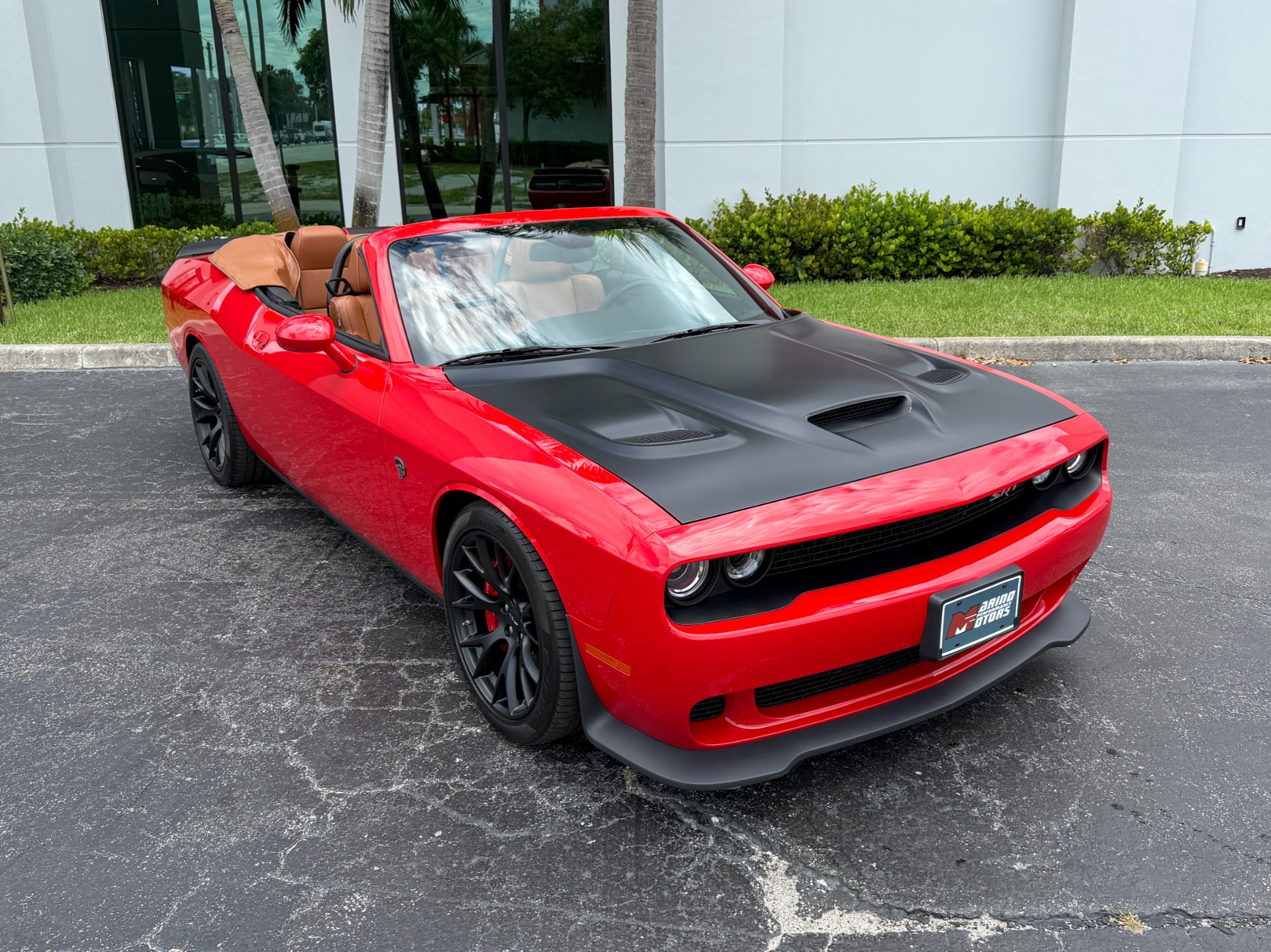 Used-2015-Dodge-Challenger-SRT-Hellcat