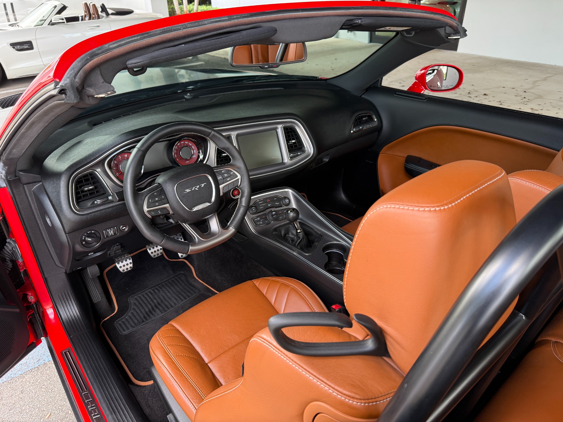 Used-2015-Dodge-Challenger-SRT-Hellcat