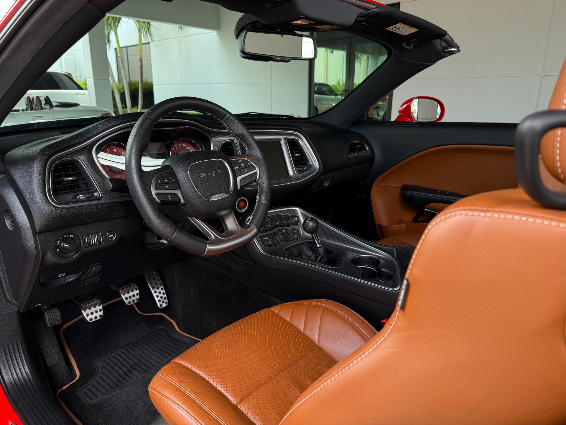 Used-2015-Dodge-Challenger-SRT-Hellcat