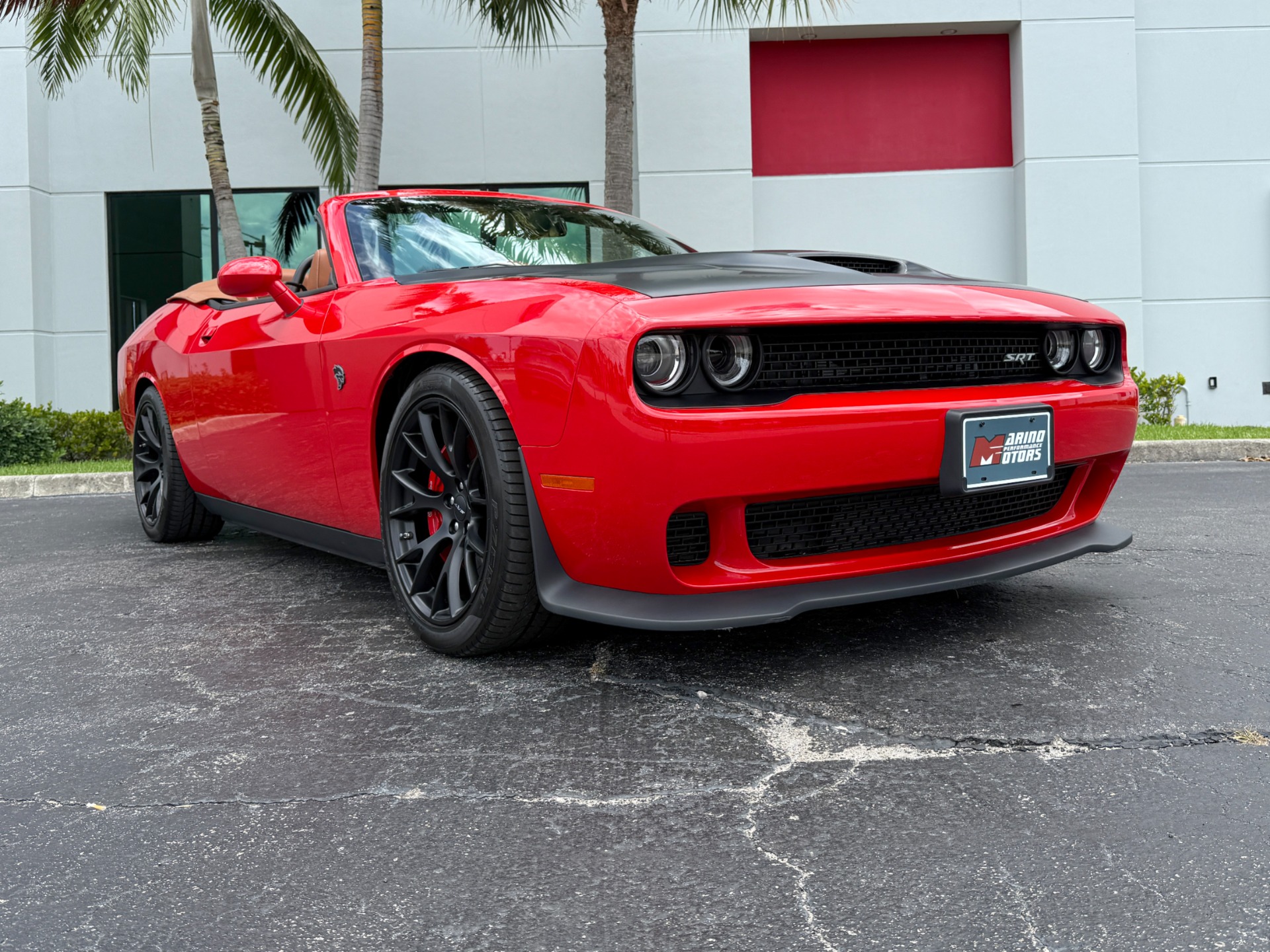 Used-2015-Dodge-Challenger-SRT-Hellcat