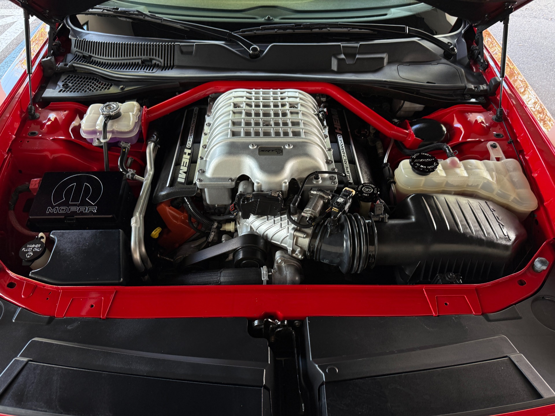 Used-2015-Dodge-Challenger-SRT-Hellcat