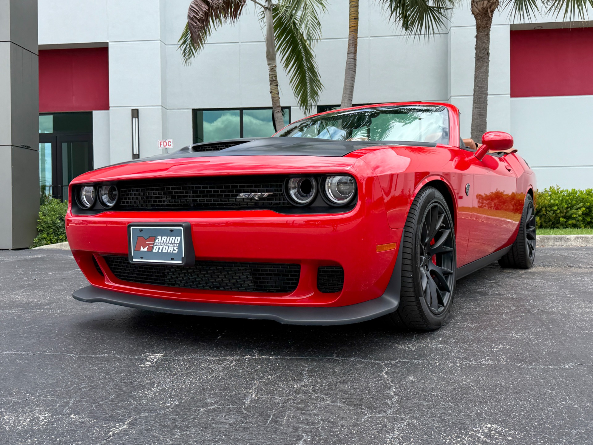 Used-2015-Dodge-Challenger-SRT-Hellcat