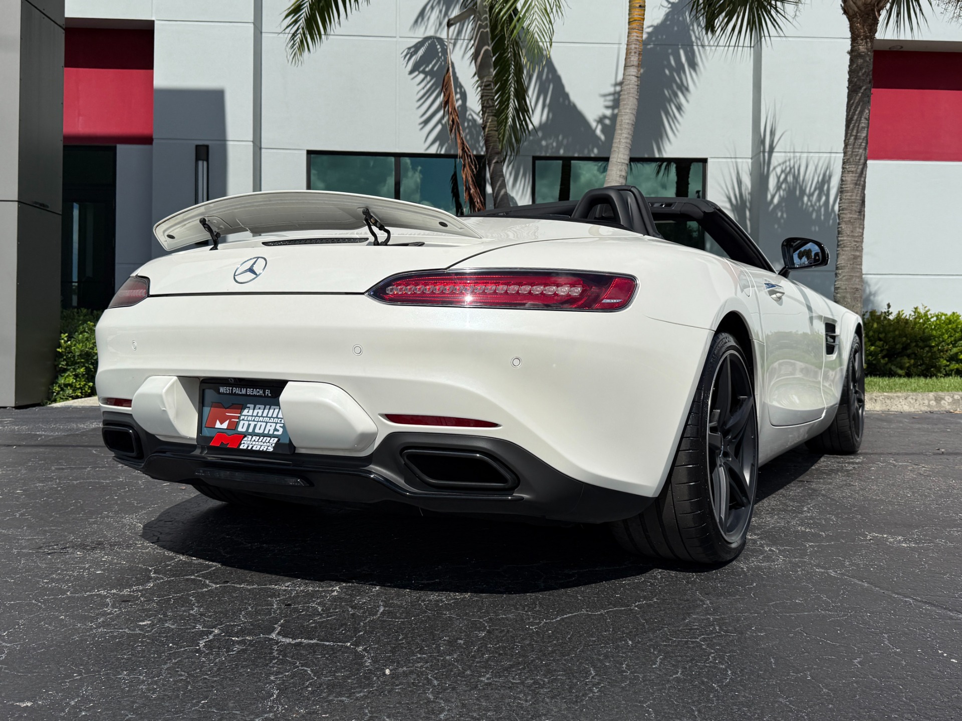 Used-2018-Mercedes-Benz-AMG-GT