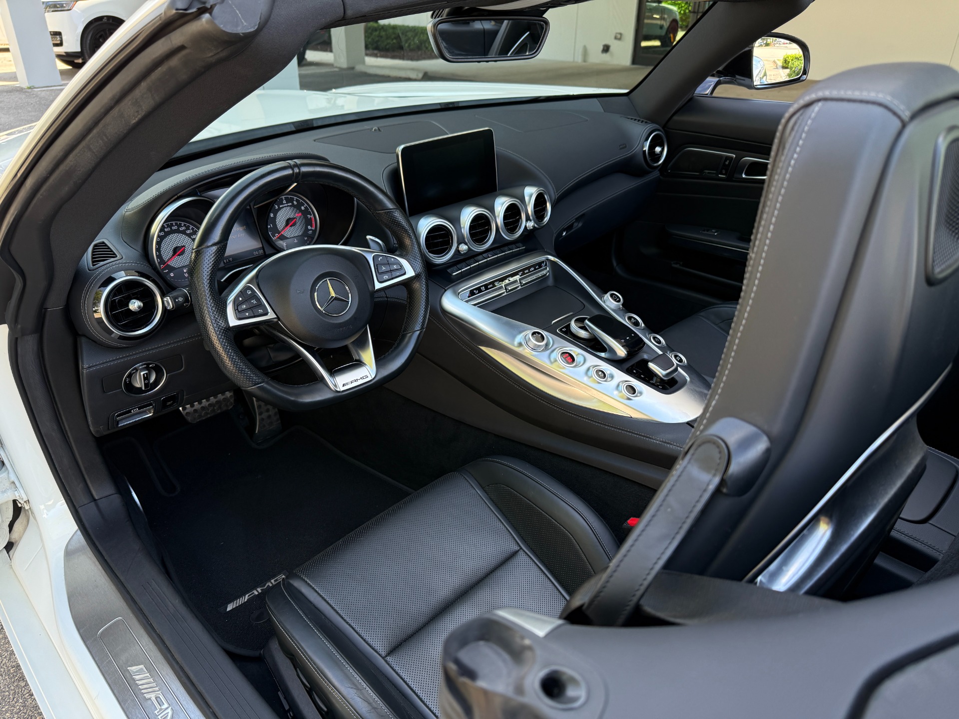 Used-2018-Mercedes-Benz-AMG-GT