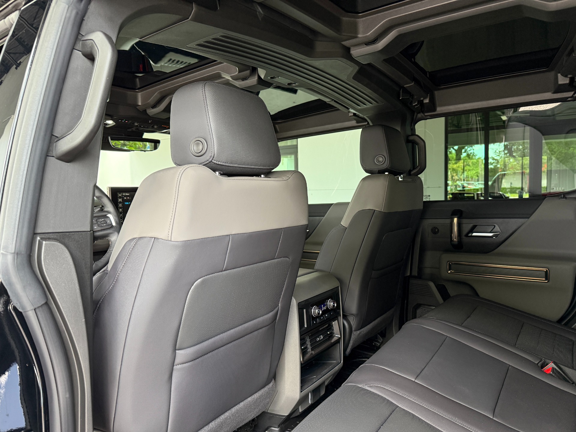 Used-2025-GMC-HUMMER-EV-3X