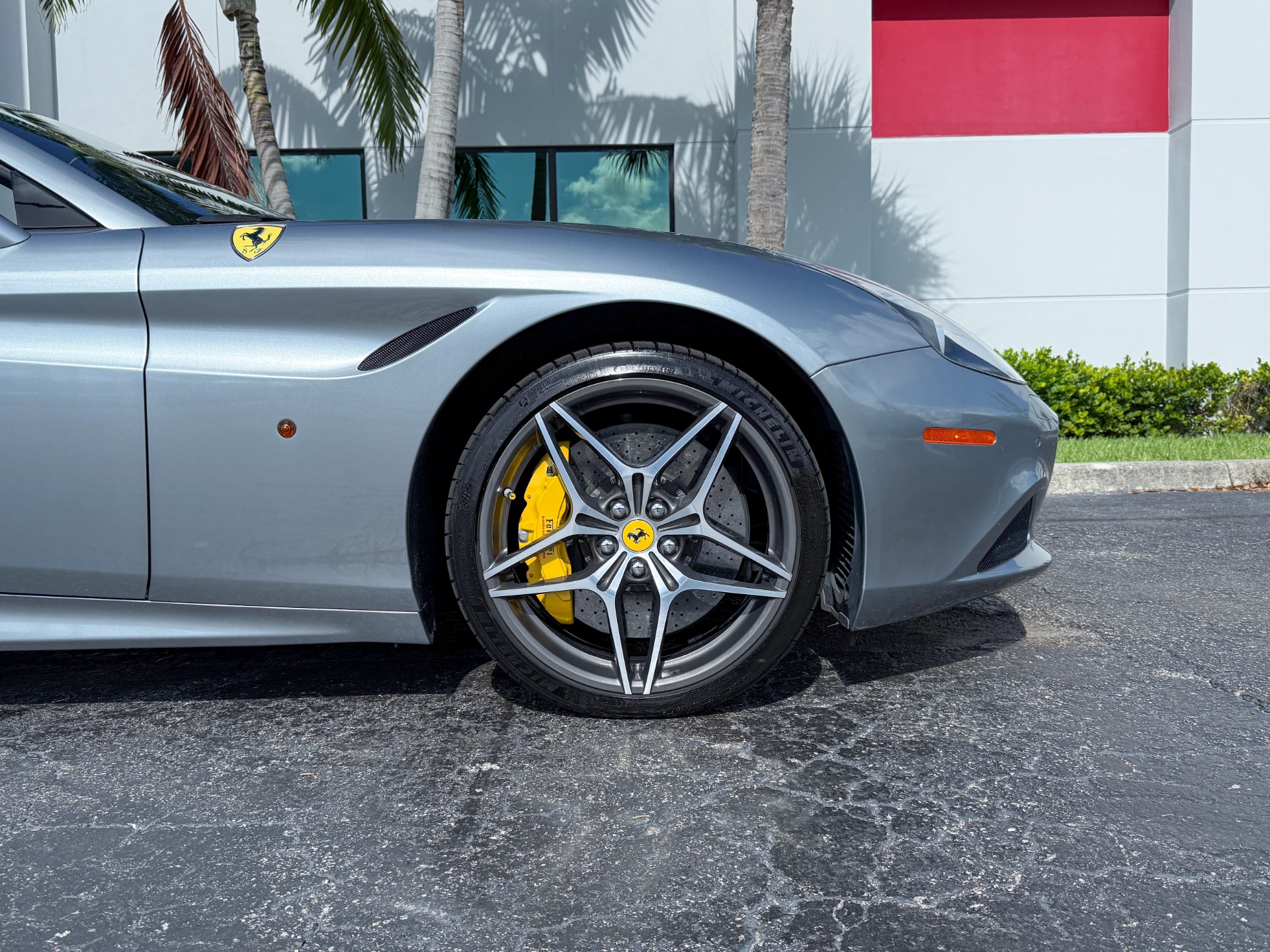 Used-2017-Ferrari-California-T