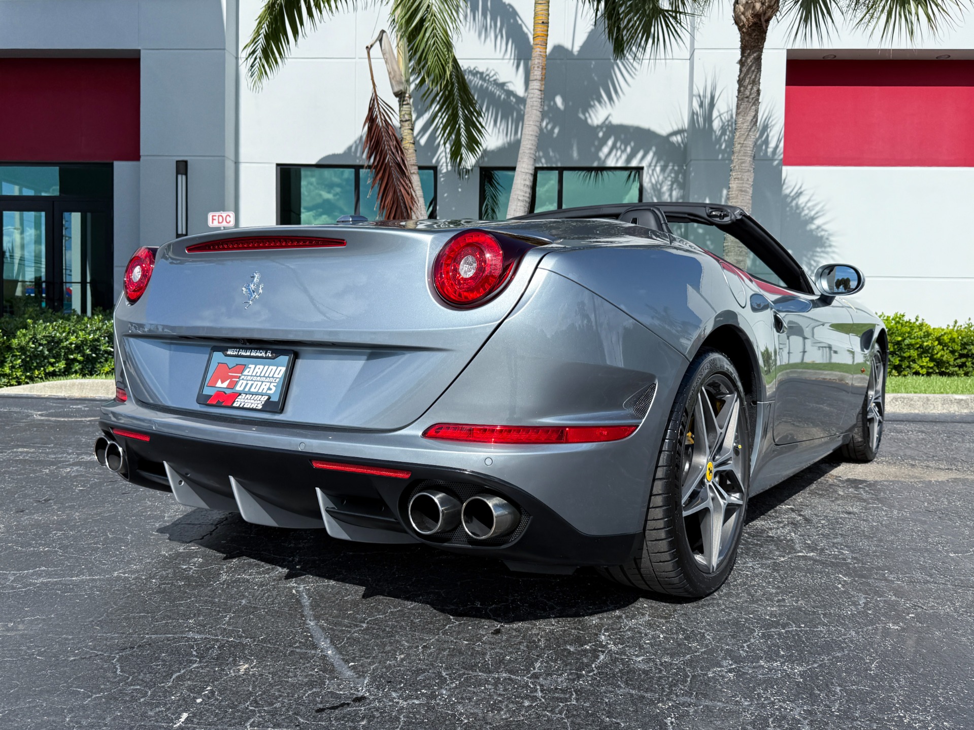 Used-2017-Ferrari-California-T
