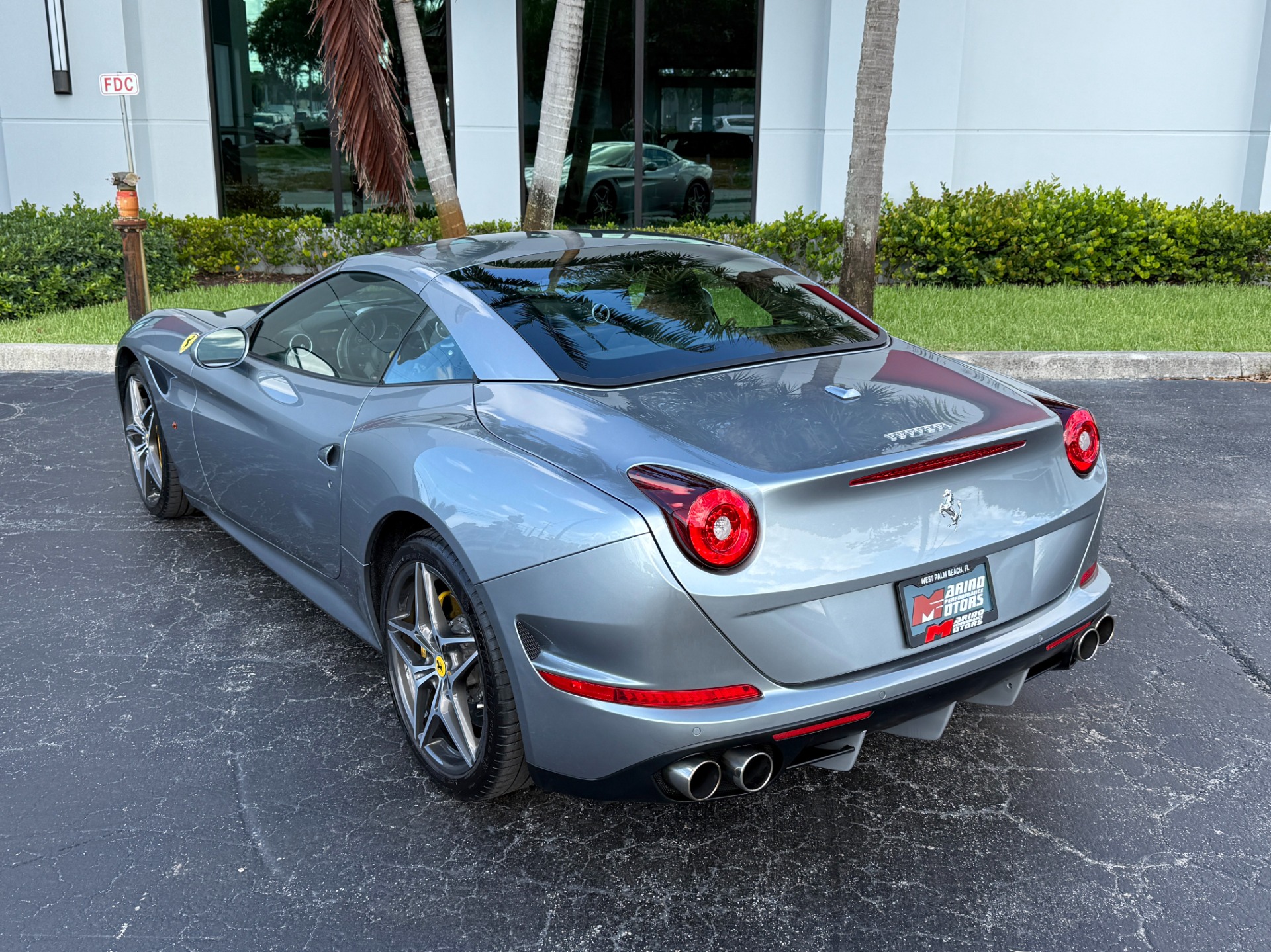 Used-2017-Ferrari-California-T