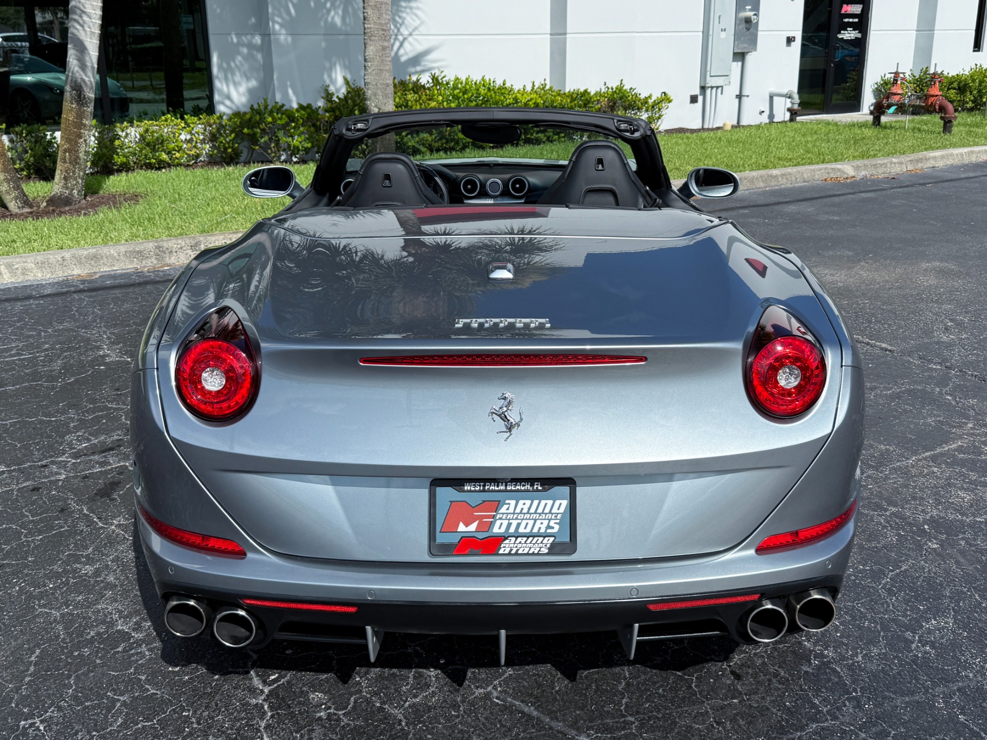 Used-2017-Ferrari-California-T