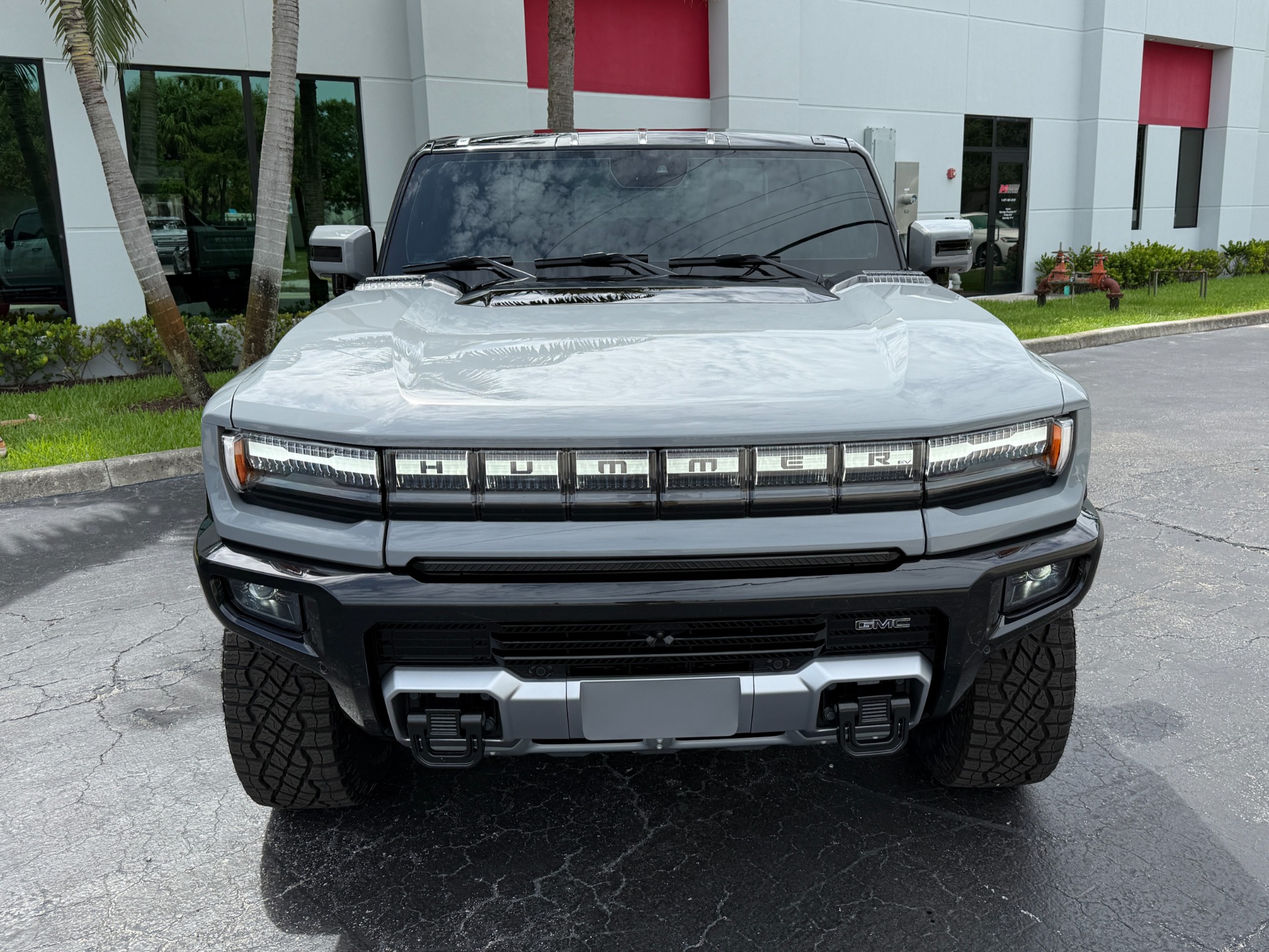 Used-2025-GMC-HUMMER-EV-3X