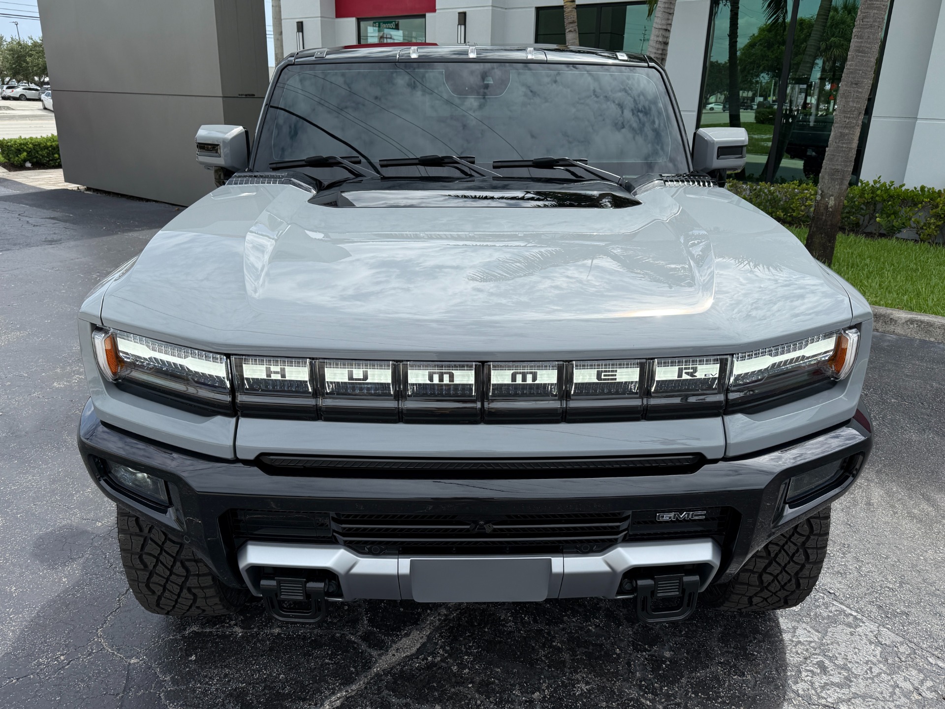 Used-2025-GMC-HUMMER-EV-3X