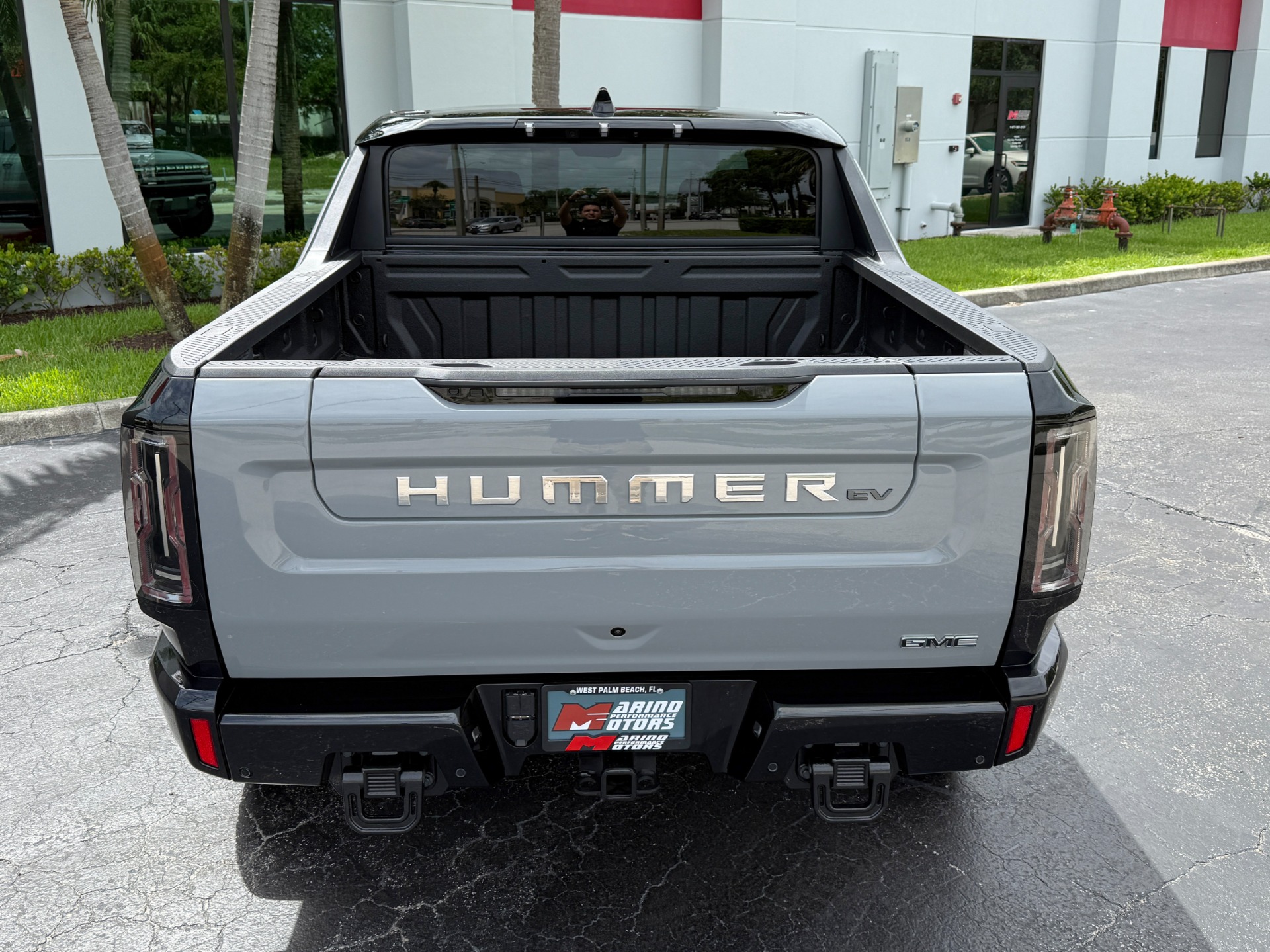 Used-2025-GMC-HUMMER-EV-3X