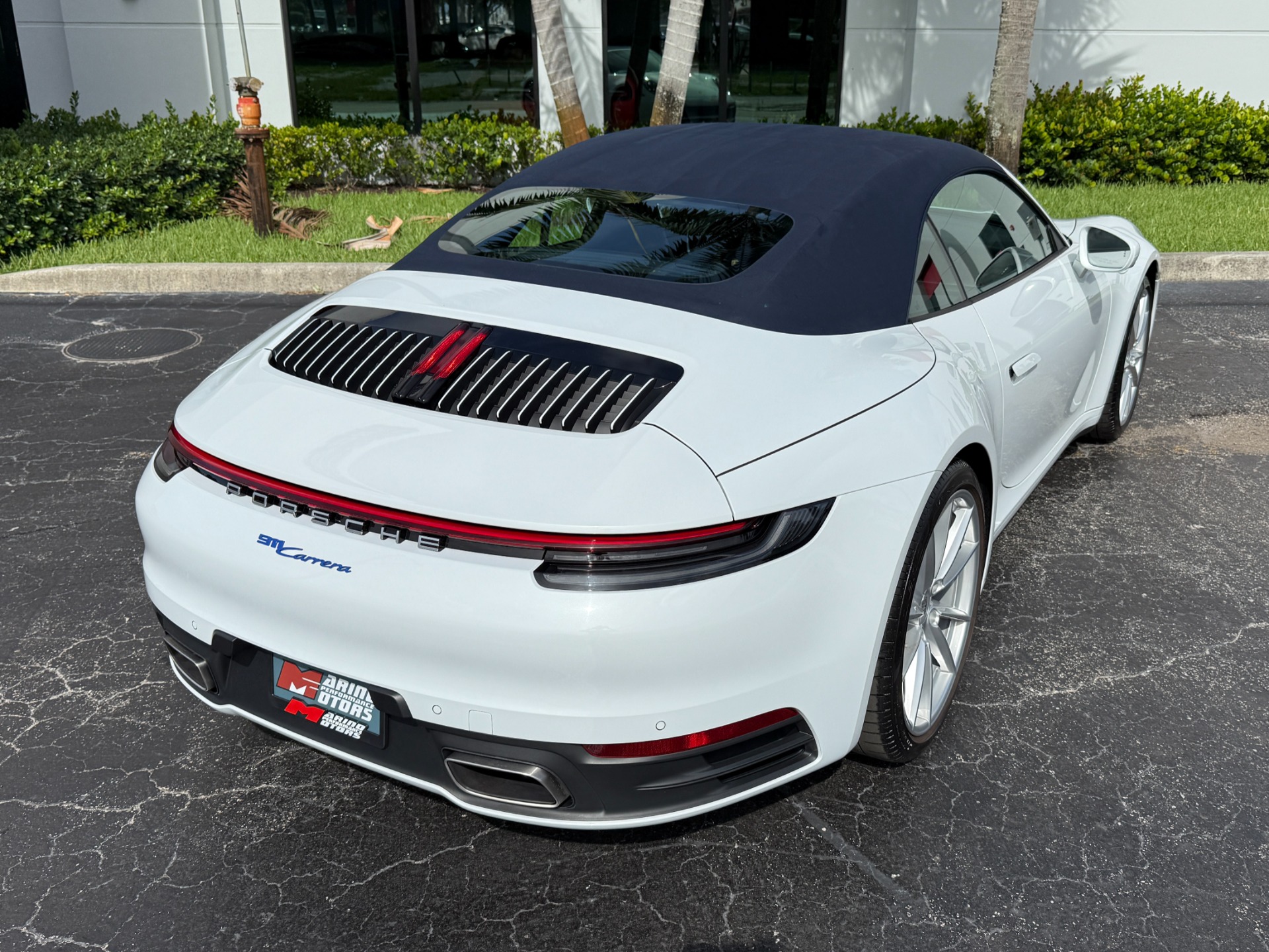 Used-2021-Porsche-911-Carrera