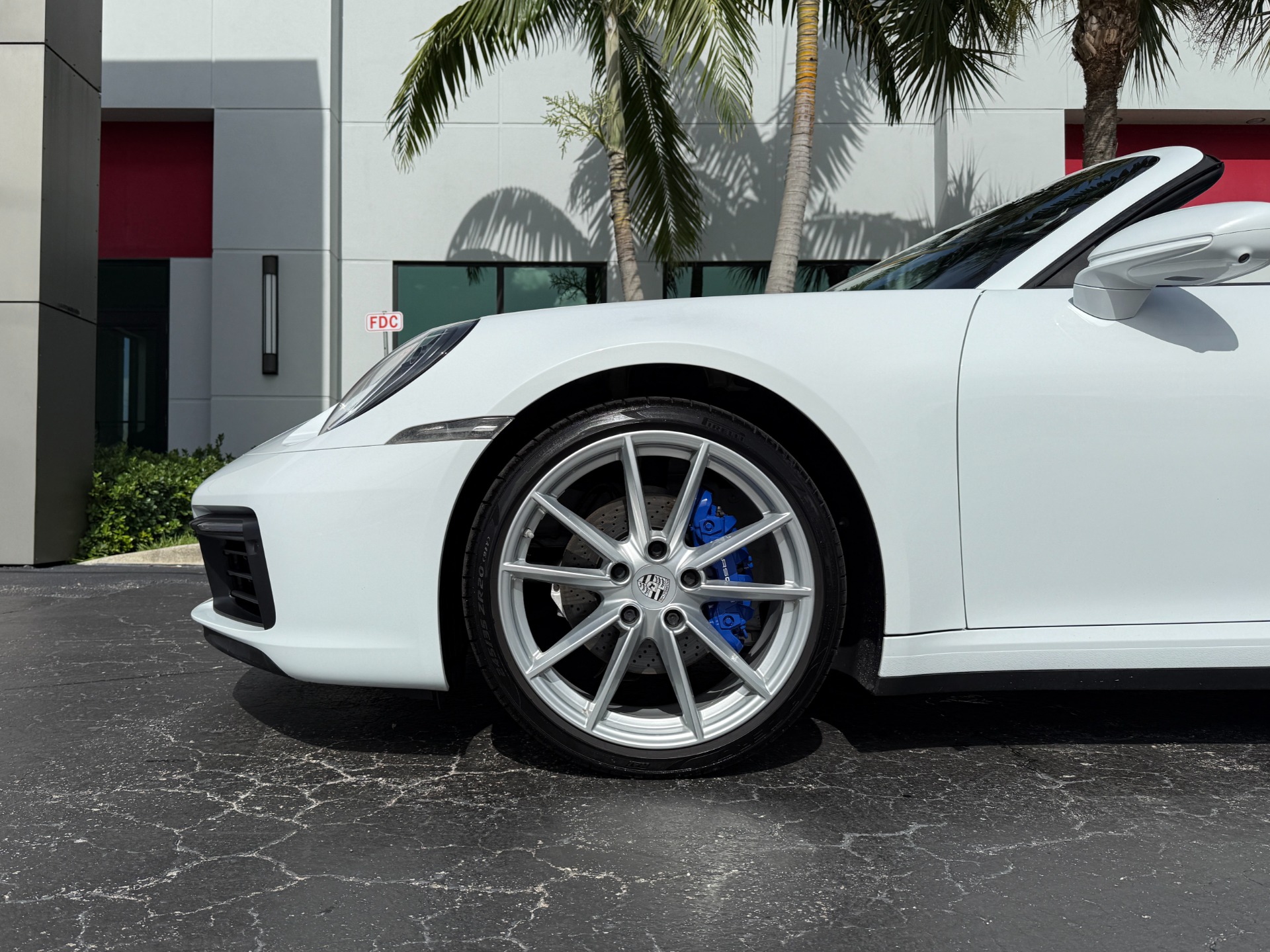 Used-2021-Porsche-911-Carrera