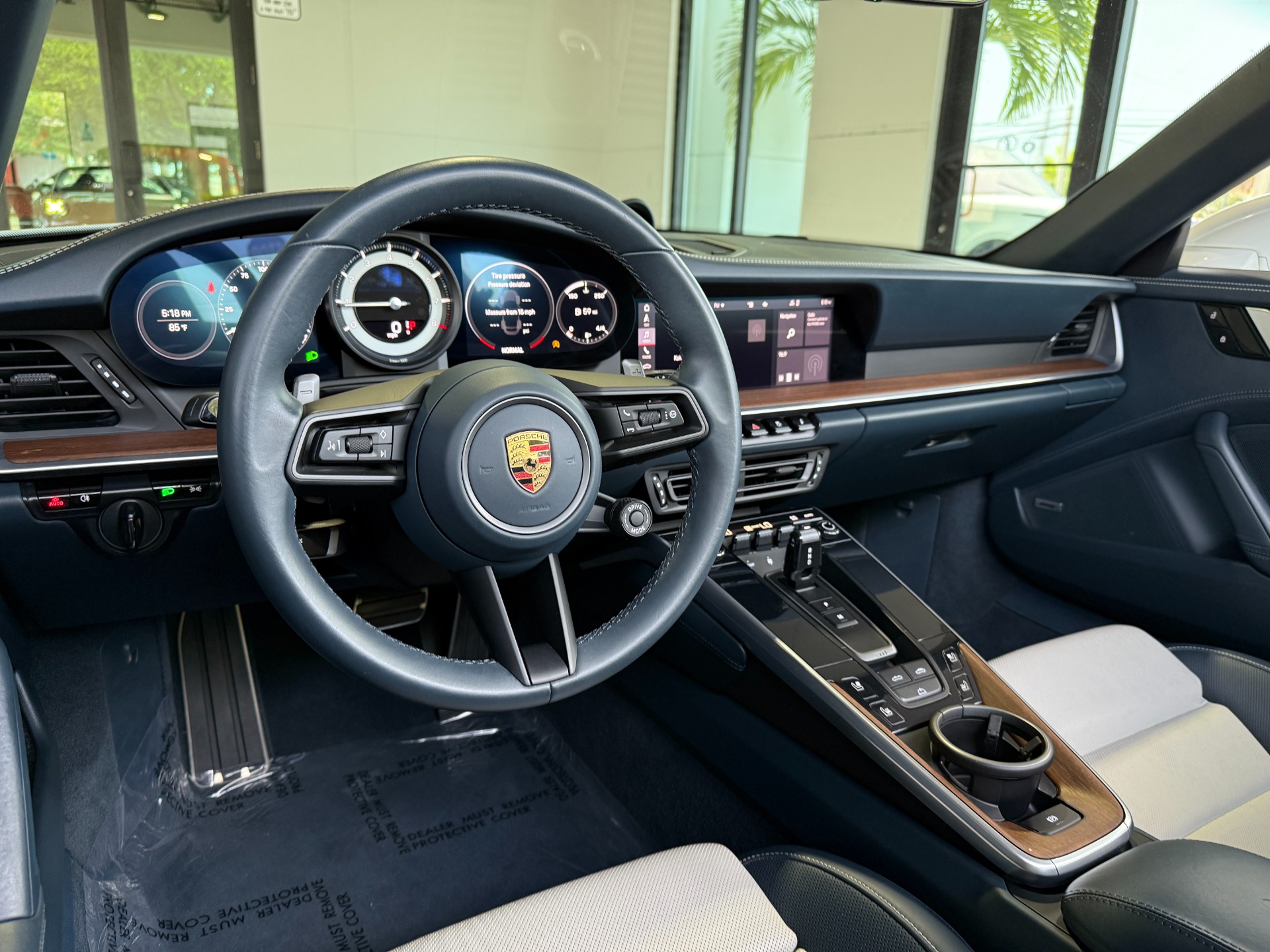 Used-2021-Porsche-911-Carrera