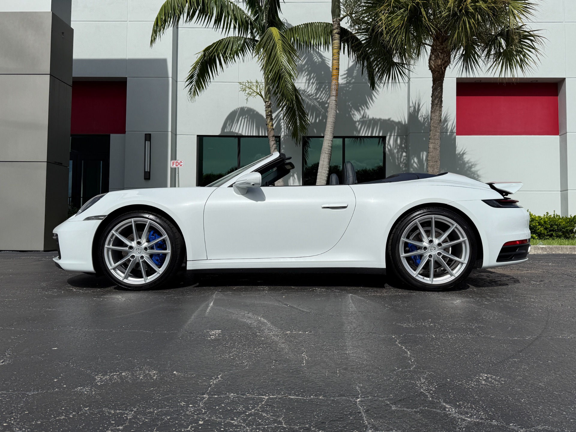 Used-2021-Porsche-911-Carrera
