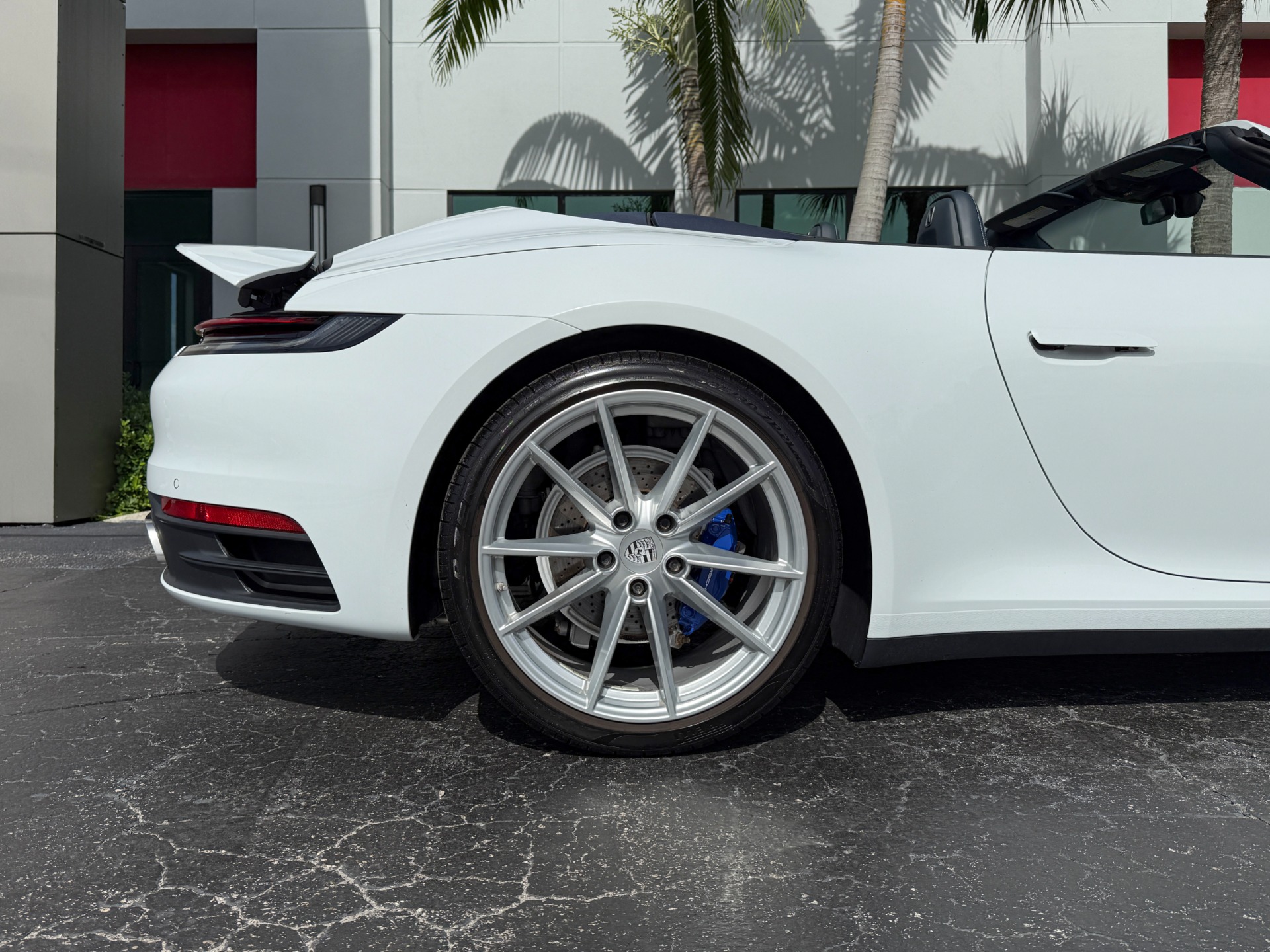 Used-2021-Porsche-911-Carrera