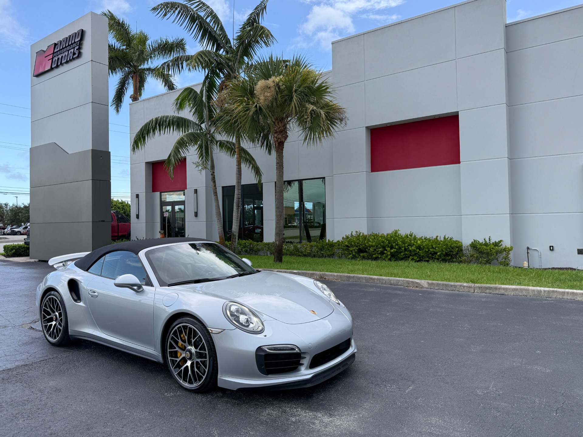 Used-2014-Porsche-911-Turbo-S