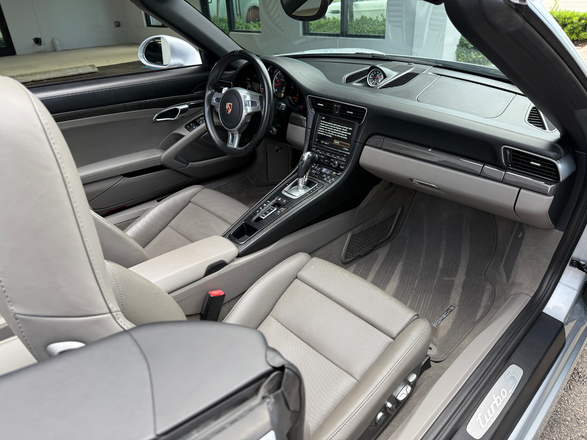 Used-2014-Porsche-911-Turbo-S