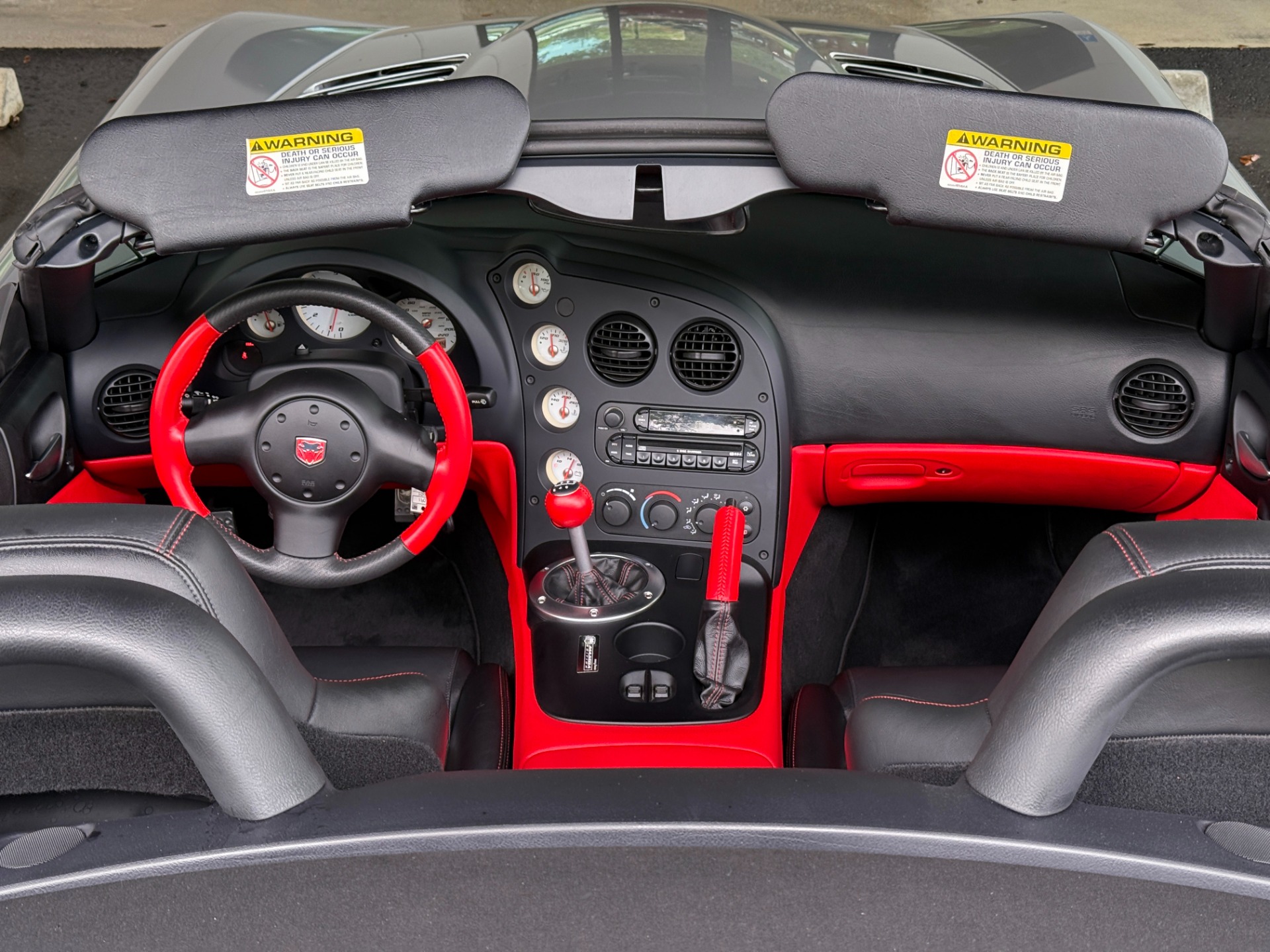Used-2005-Dodge-Viper-SRT-10