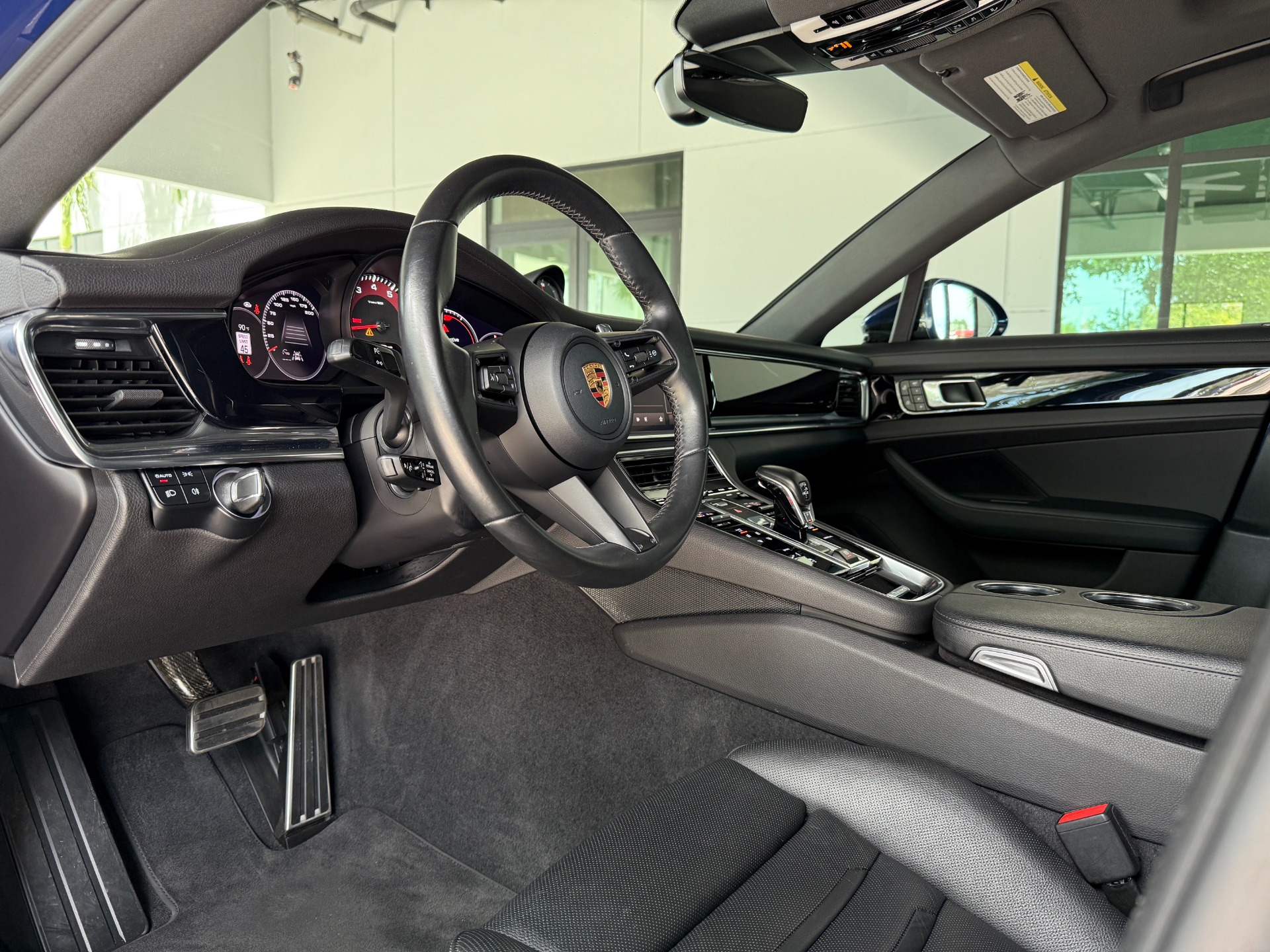 Used-2022-Porsche-Panamera-4S