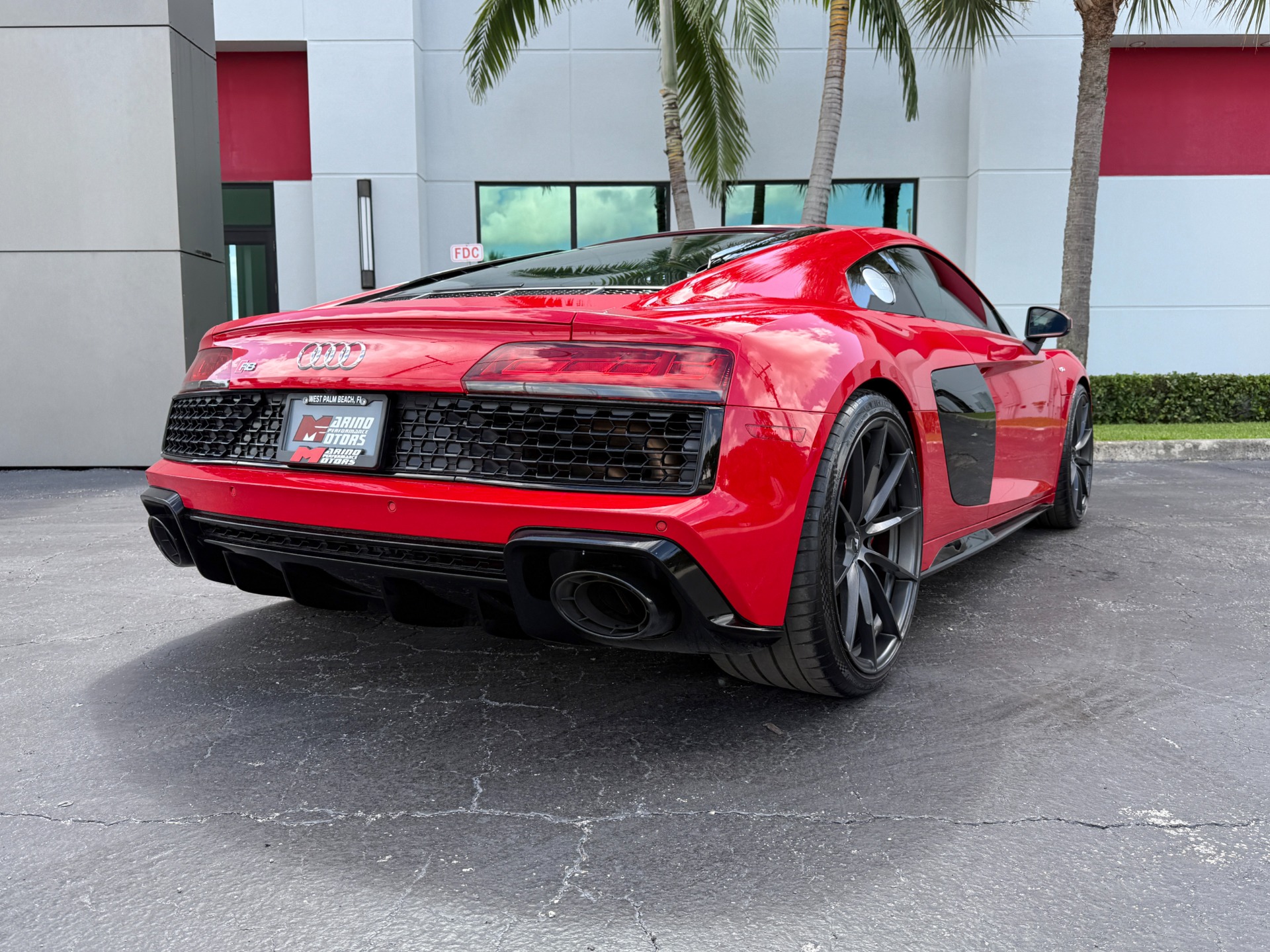 Used-2023-Audi-R8-52-V10-performance