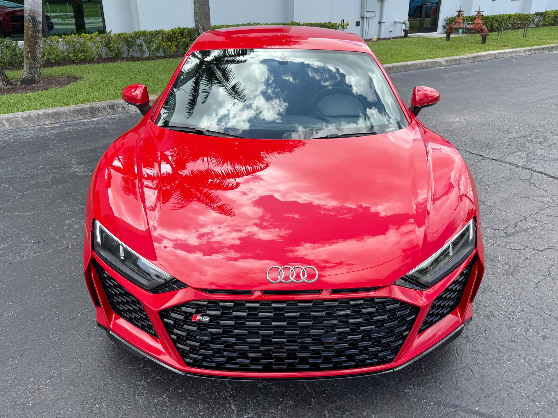 Used-2023-Audi-R8-52-V10-performance